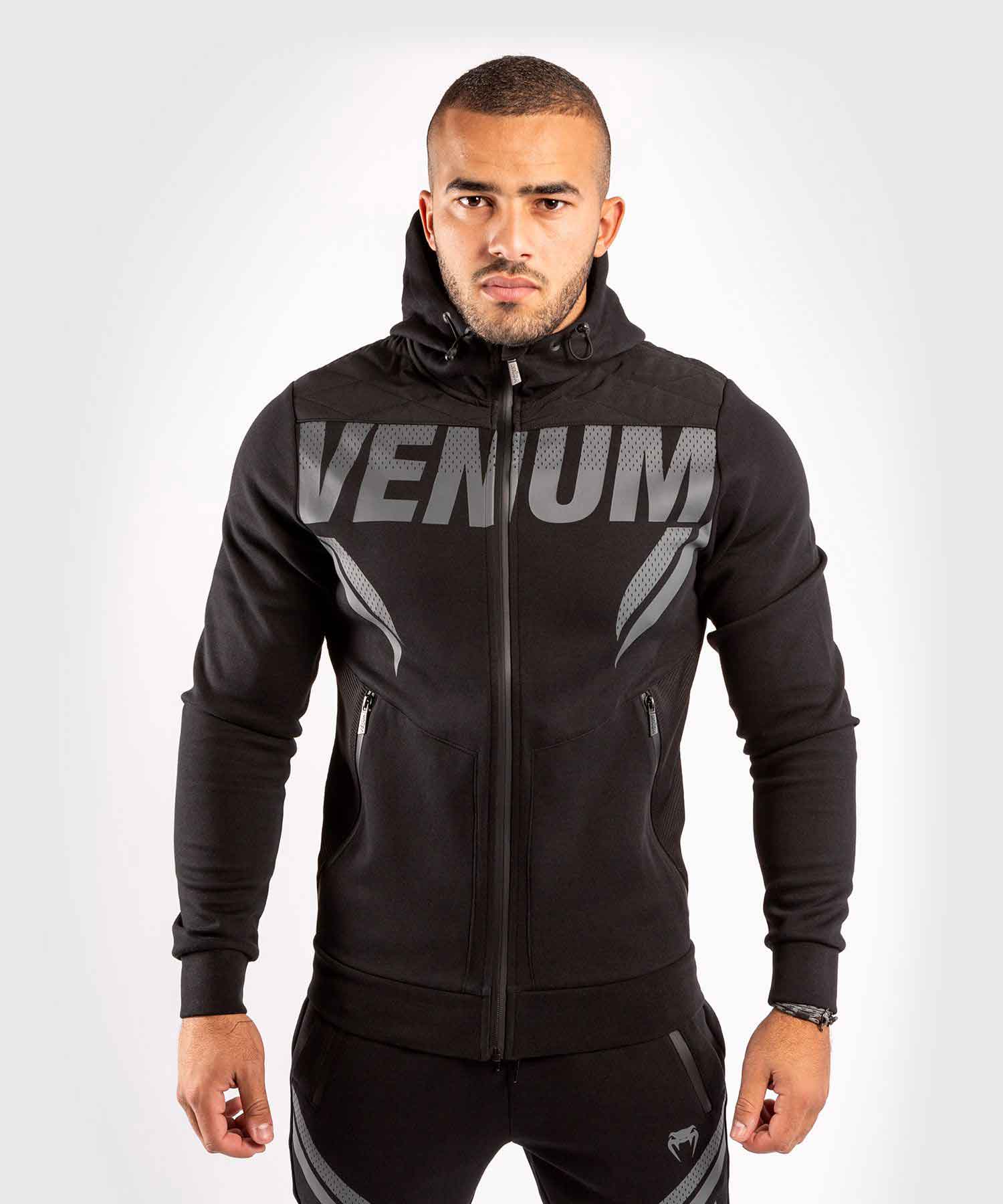 VENUM×ONE FC IMPACT HOODIE／VENUM×ONE FC インパクト フーディー（パーカー）黒／グレー