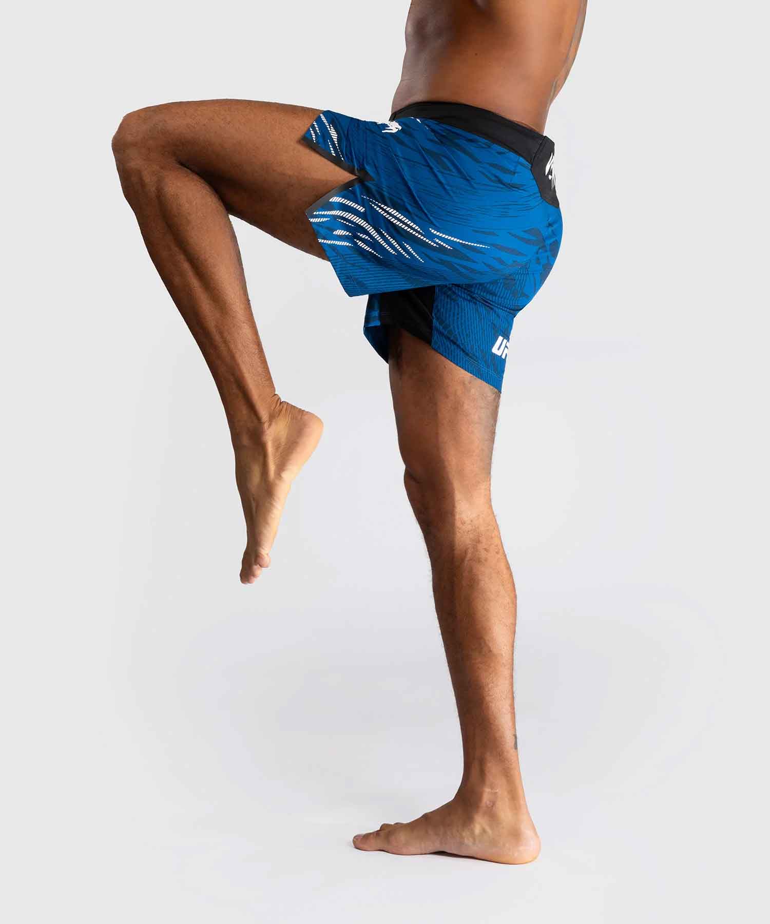 VENUM／ヴェナム　ファイトショーツ　　UFC Fusion by Venum Authentic Fight Night Men’s Fight Short Short Fit／UFC フュージョン by ヴェナム オーセンティック ファイトナイト メンズ ファイトショーツ ショートフィット（ブルー）