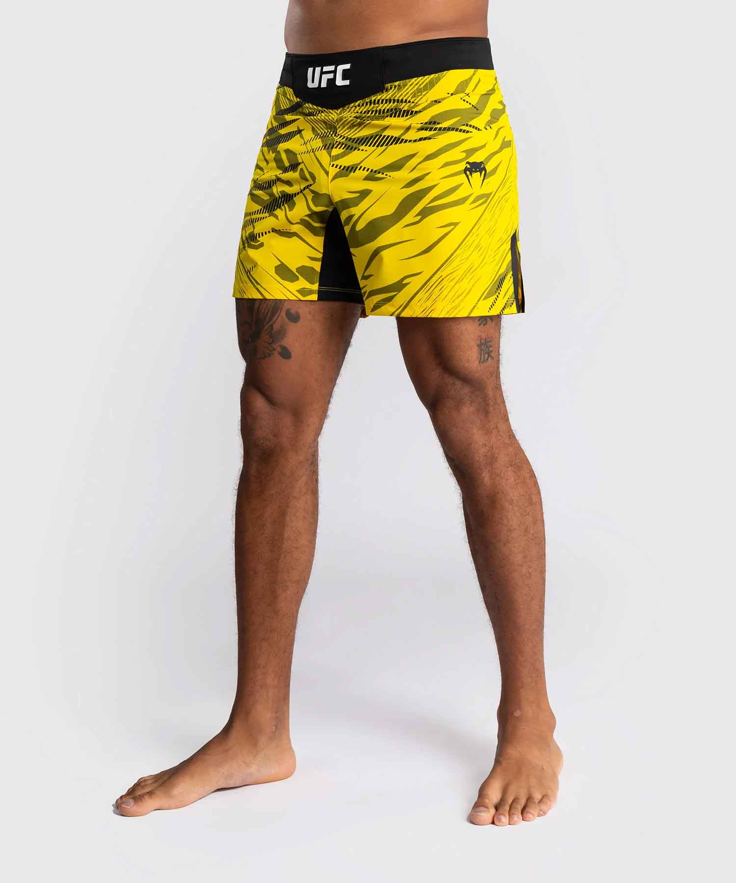 VENUM／ヴェナム　ファイトショーツ　　UFC Fusion by Venum Authentic Fight Night Men’s Fight Short Short Fit／UFC フュージョン by ヴェナム オーセンティック ファイトナイト メンズ ファイトショーツ ショートフィット（イエロー）