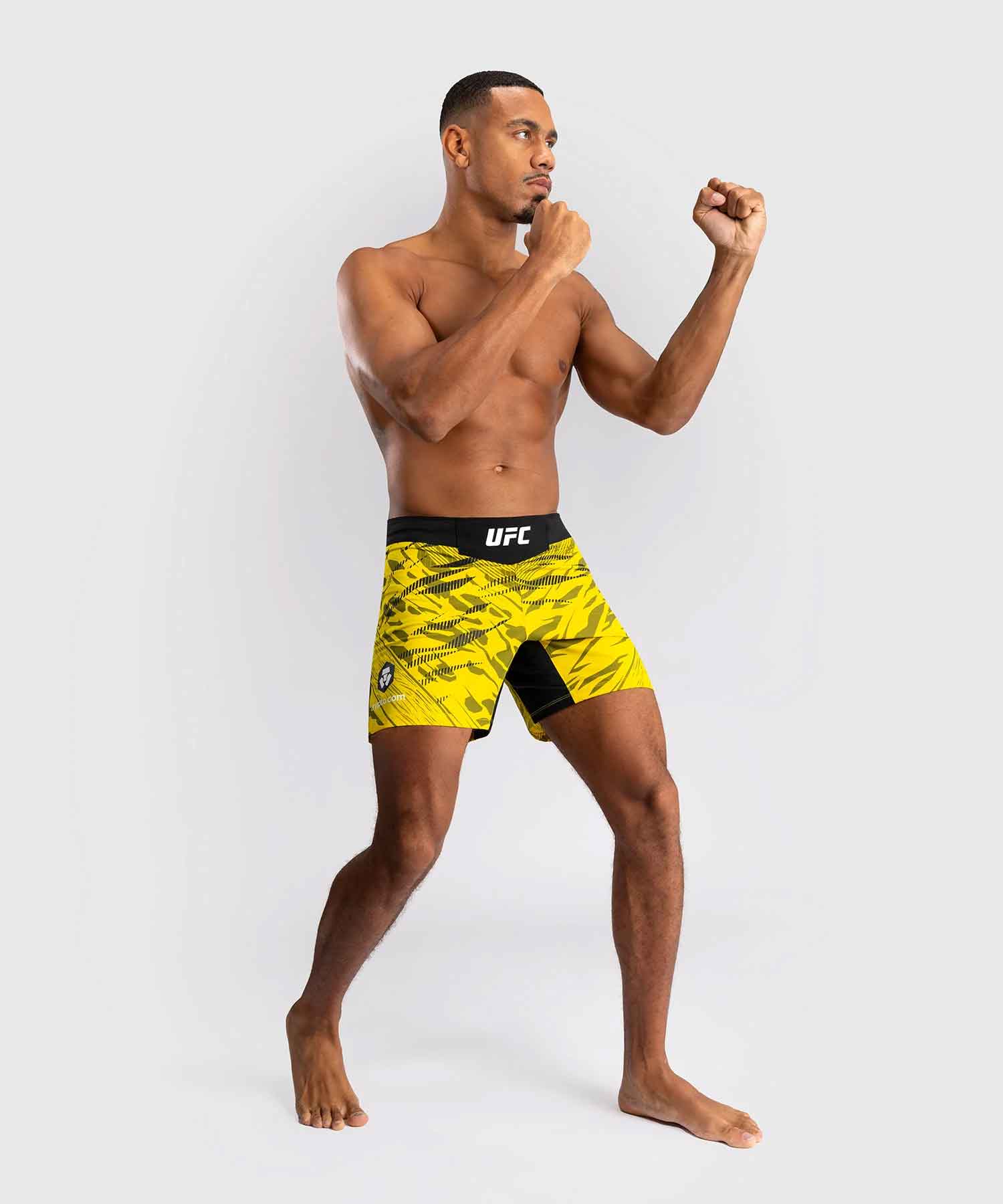 VENUM／ヴェナム　ファイトショーツ　　UFC Fusion by Venum Authentic Fight Night Men’s Fight Short Short Fit／UFC フュージョン by ヴェナム オーセンティック ファイトナイト メンズ ファイトショーツ ショートフィット（イエロー）