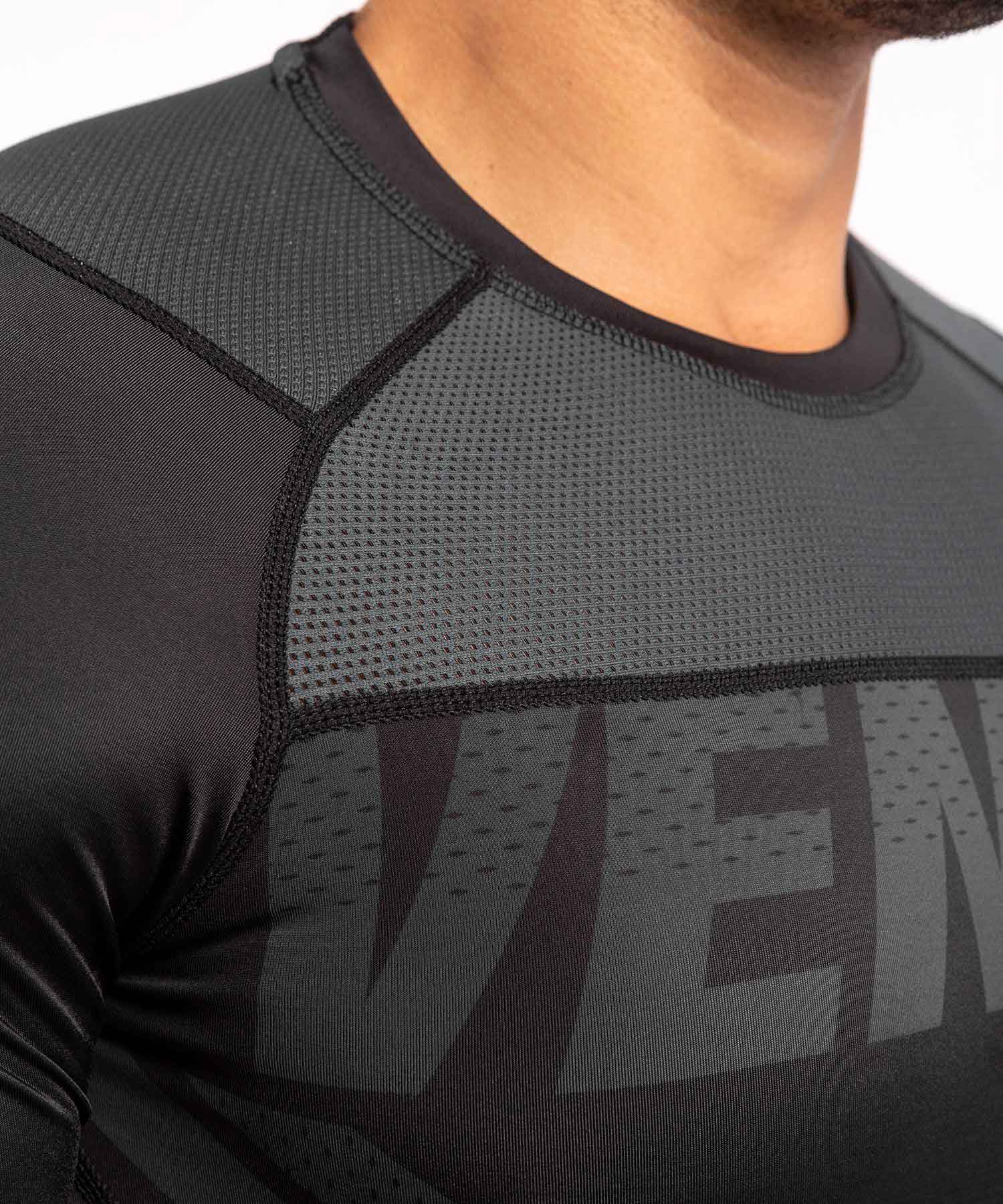 VENUM／ヴェナム　ラッシュガード　　VENUM×ONE FC IMPACT RASHGUARD LONG SLEEVES／VENUM×ONE FC インパクト ラッシュガード ロングスリーブ（黒／グレー）