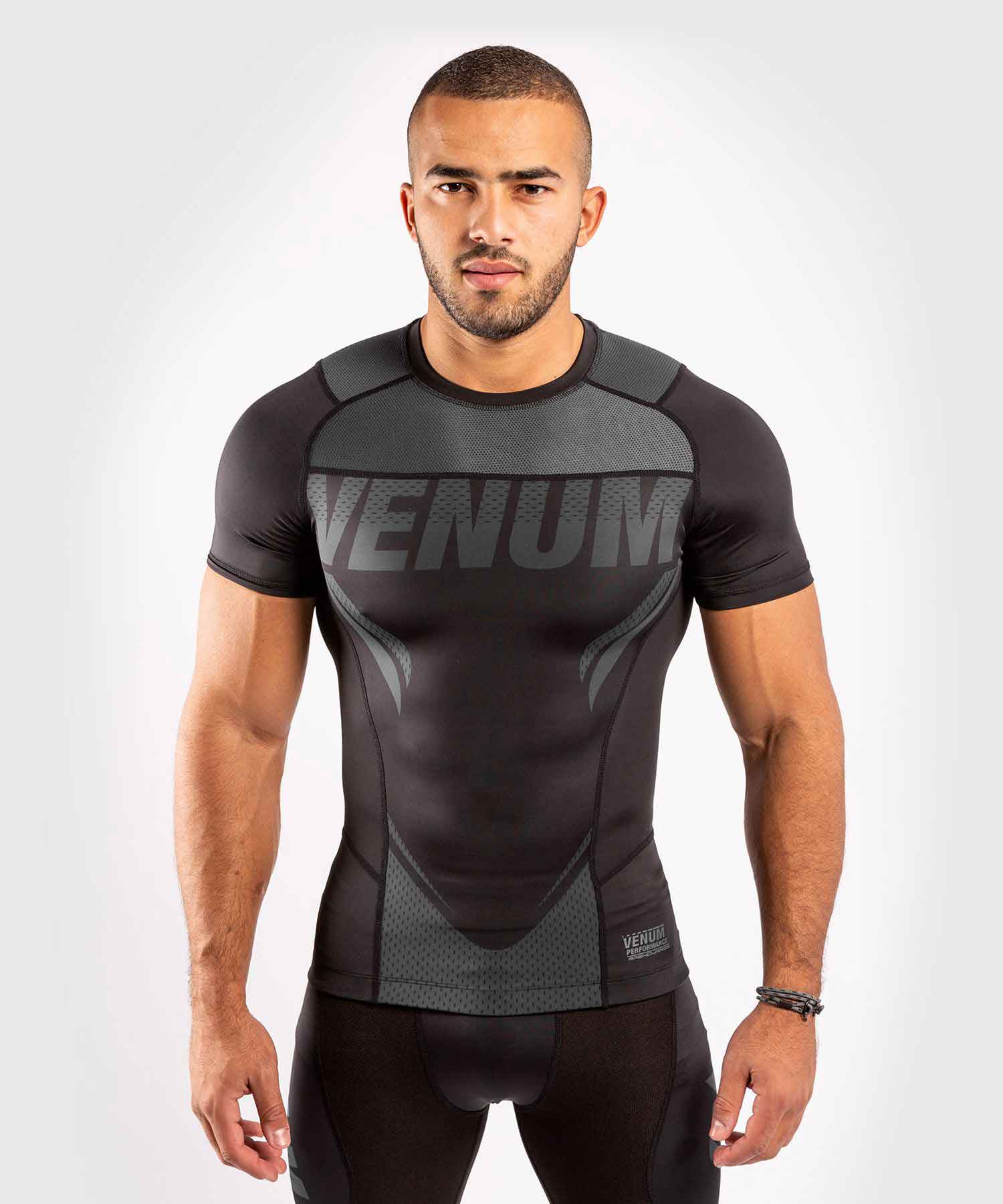 VENUM×ONE FC IMPACT RASHGUARD SHORT SLEEVES／VENUM×ONE FC インパクト ラッシュガード ショートスリーブ（黒／グレー）