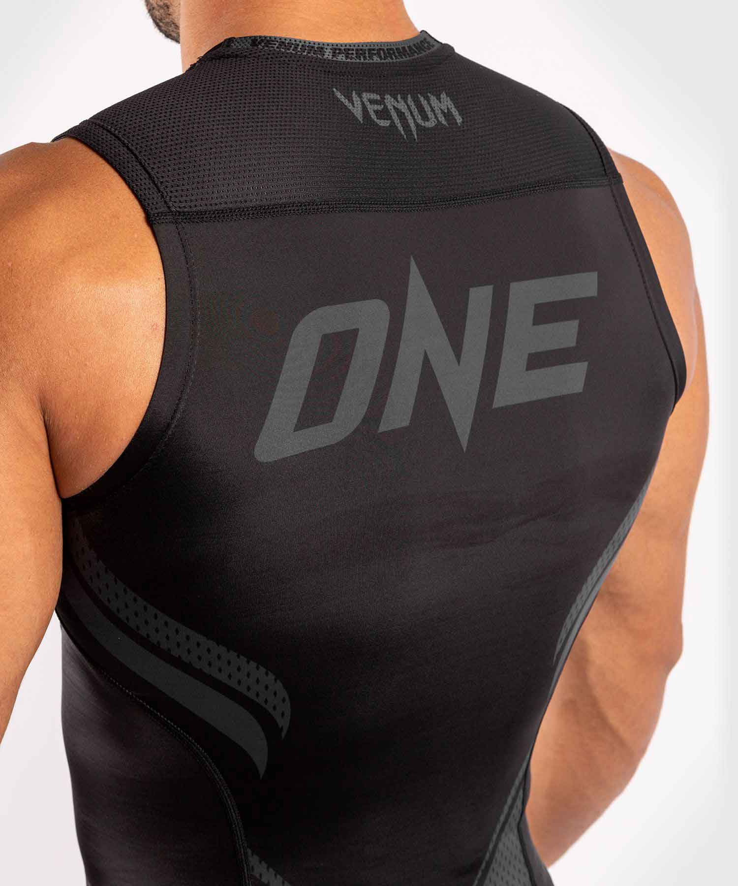 VENUM／ヴェナム　ラッシュガード　　VENUM×ONE FC IMPACT RASHGUARD SLEEVELESS／VENUM×ONE FC インパクト ラッシュガード スリーブレス（黒／グレー）