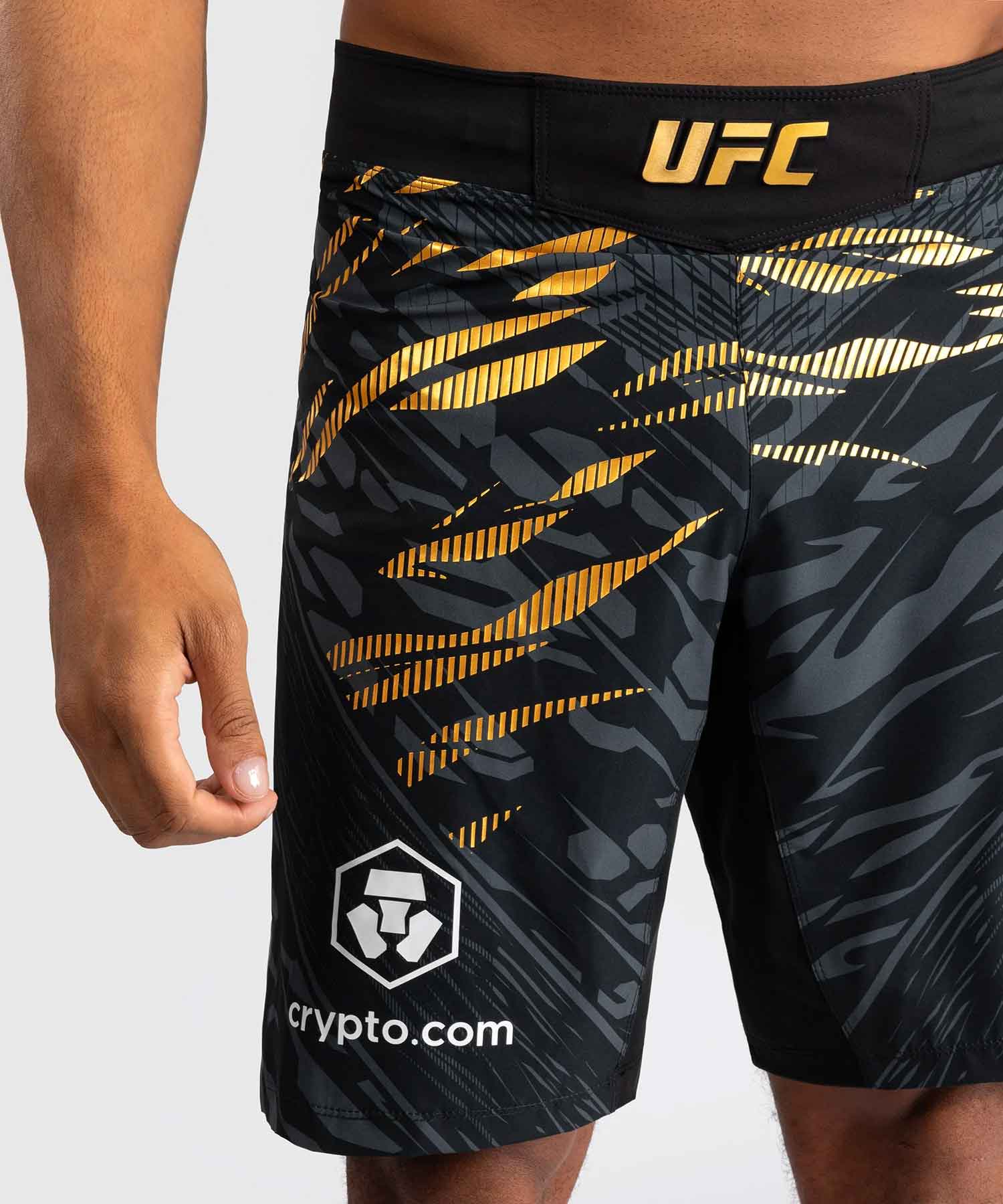 VENUM／ヴェナム　ファイトショーツ　　UFC Fusion by Venum Authentic Fight Night Men’s Fight Short Long Fit Champion／UFC フュージョン by ヴェナム オーセンティック ファイトナイト メンズ ファイトショーツ ロングフィット（チャンピオン）