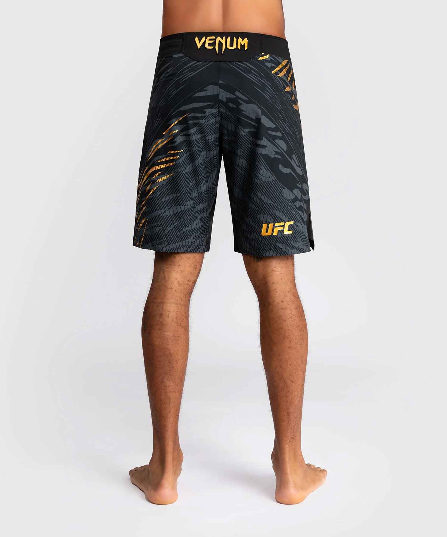 VENUM／ヴェナム　ファイトショーツ　　UFC Fusion by Venum Authentic Fight Night Men’s Fight Short Long Fit Champion／UFC フュージョン by ヴェナム オーセンティック ファイトナイト メンズ ファイトショーツ ロングフィット（チャンピオン）