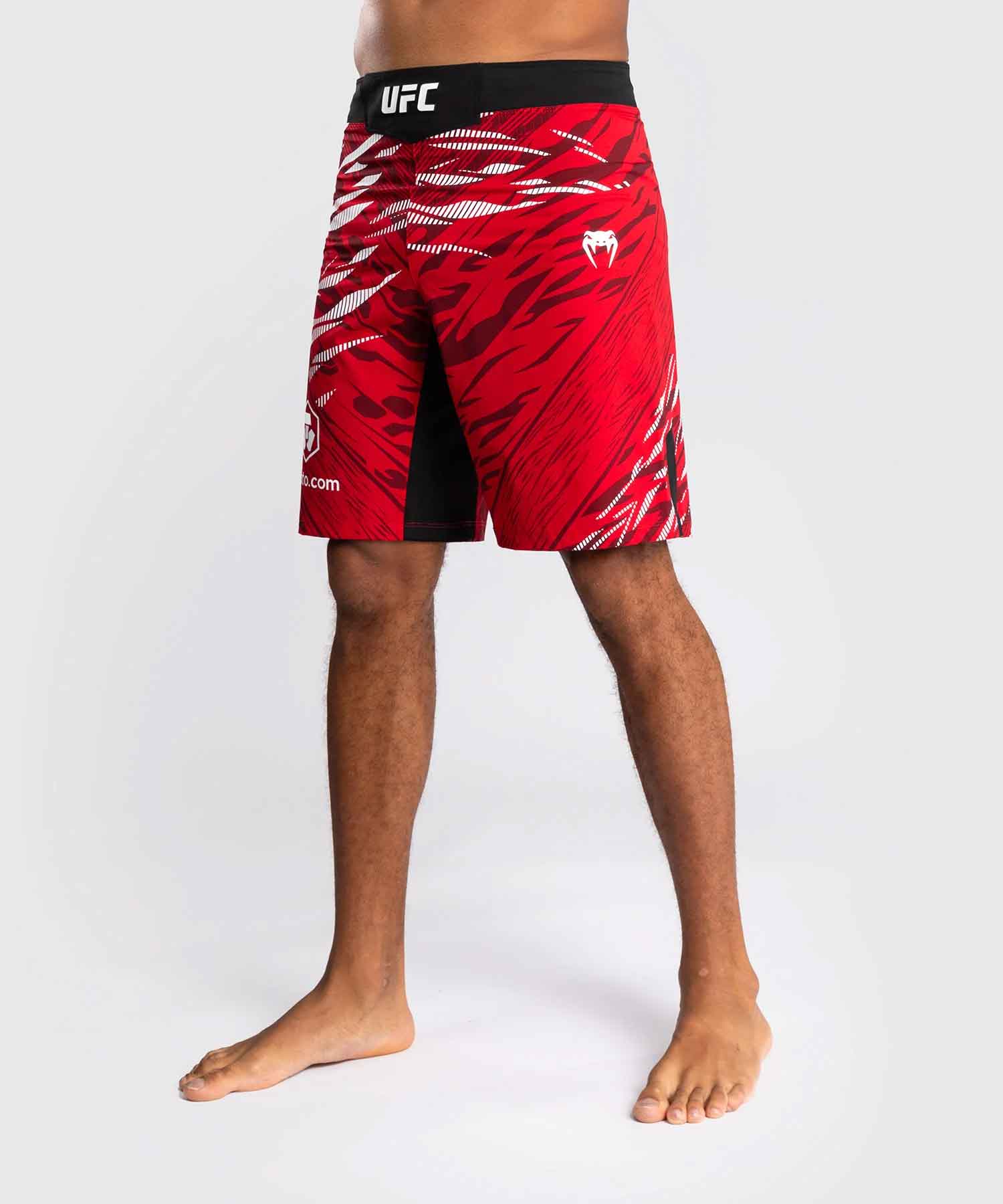 VENUM／ヴェナム　ファイトショーツ　　UFC Fusion by Venum Authentic Fight Night Men’s Fight Short Long Fit／UFC フュージョン by ヴェナム オーセンティック ファイトナイト メンズ ファイトショーツ ロングフィット（レッド）