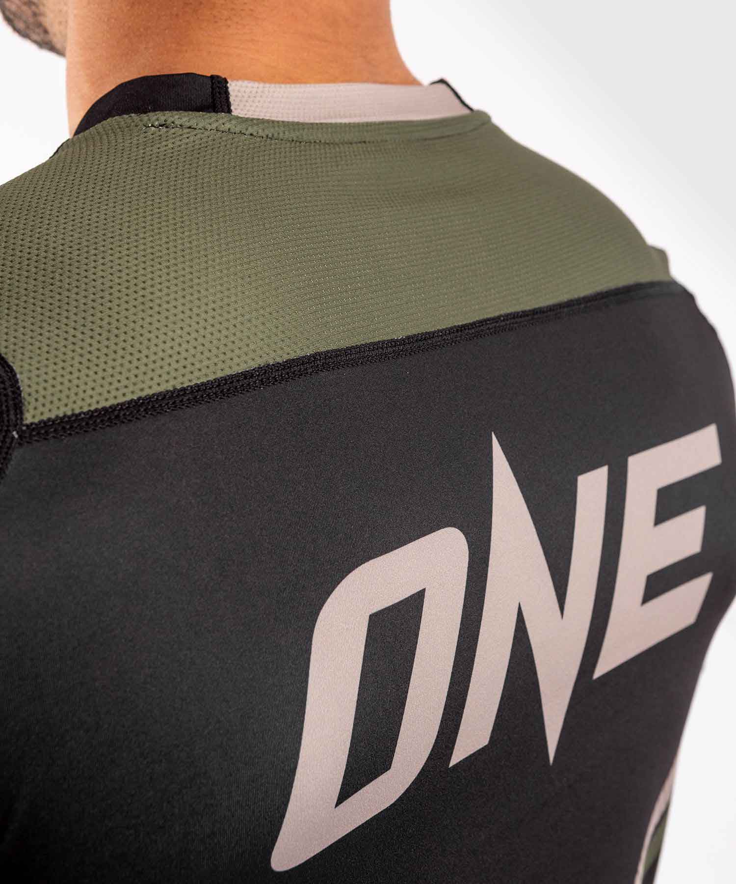 VENUM／ヴェナム　Tシャツ　　VENUM×ONE FC IMPACT DRY TECH T-SHIRT／VENUM×ONE FC インパクト ドライテックTシャツ（黒／カーキ）