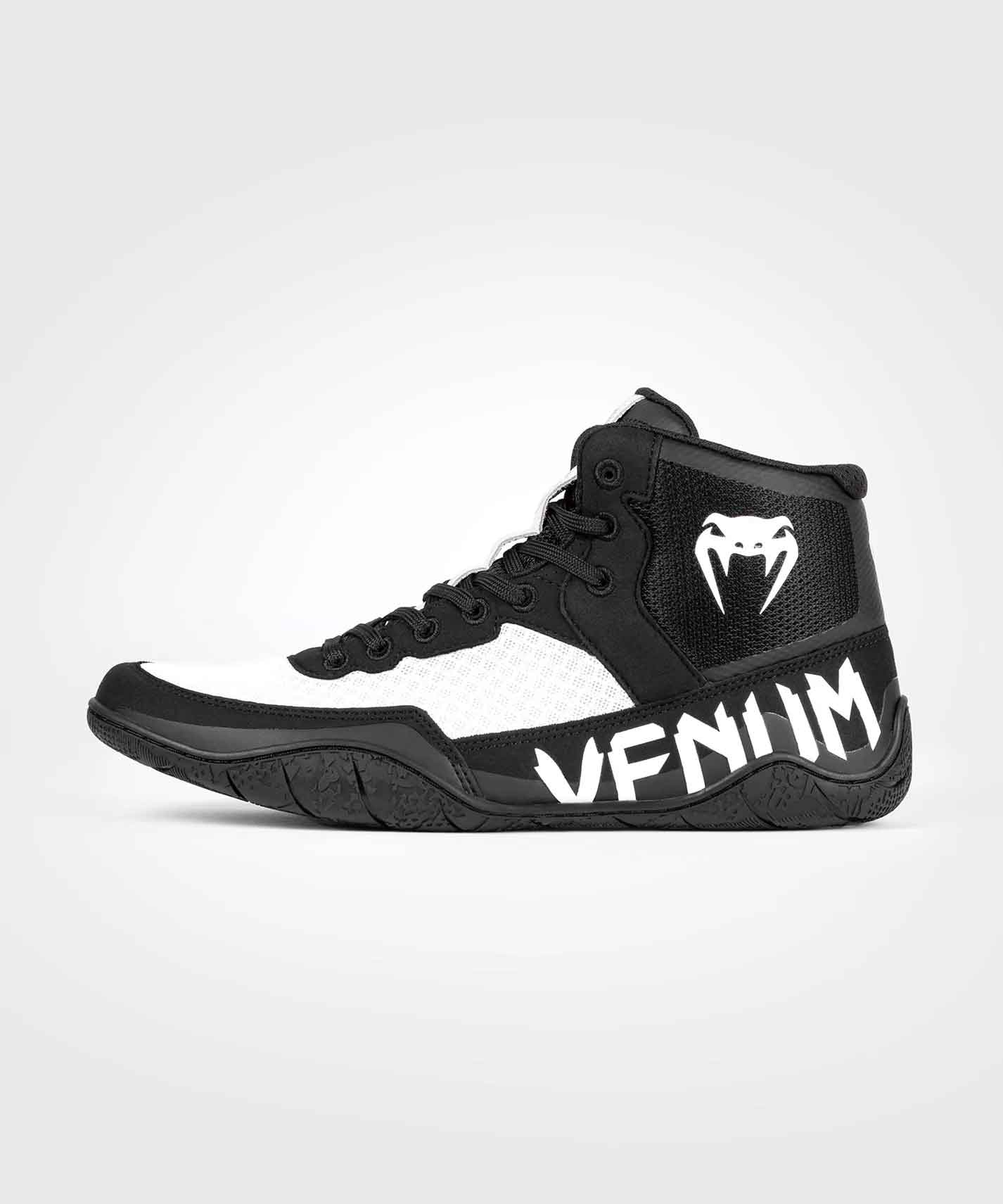 VENUM／ヴェナム　レスリングシューズ　　Elite Wrestling Shoes／エリート レスリングシューズ（黒／白）