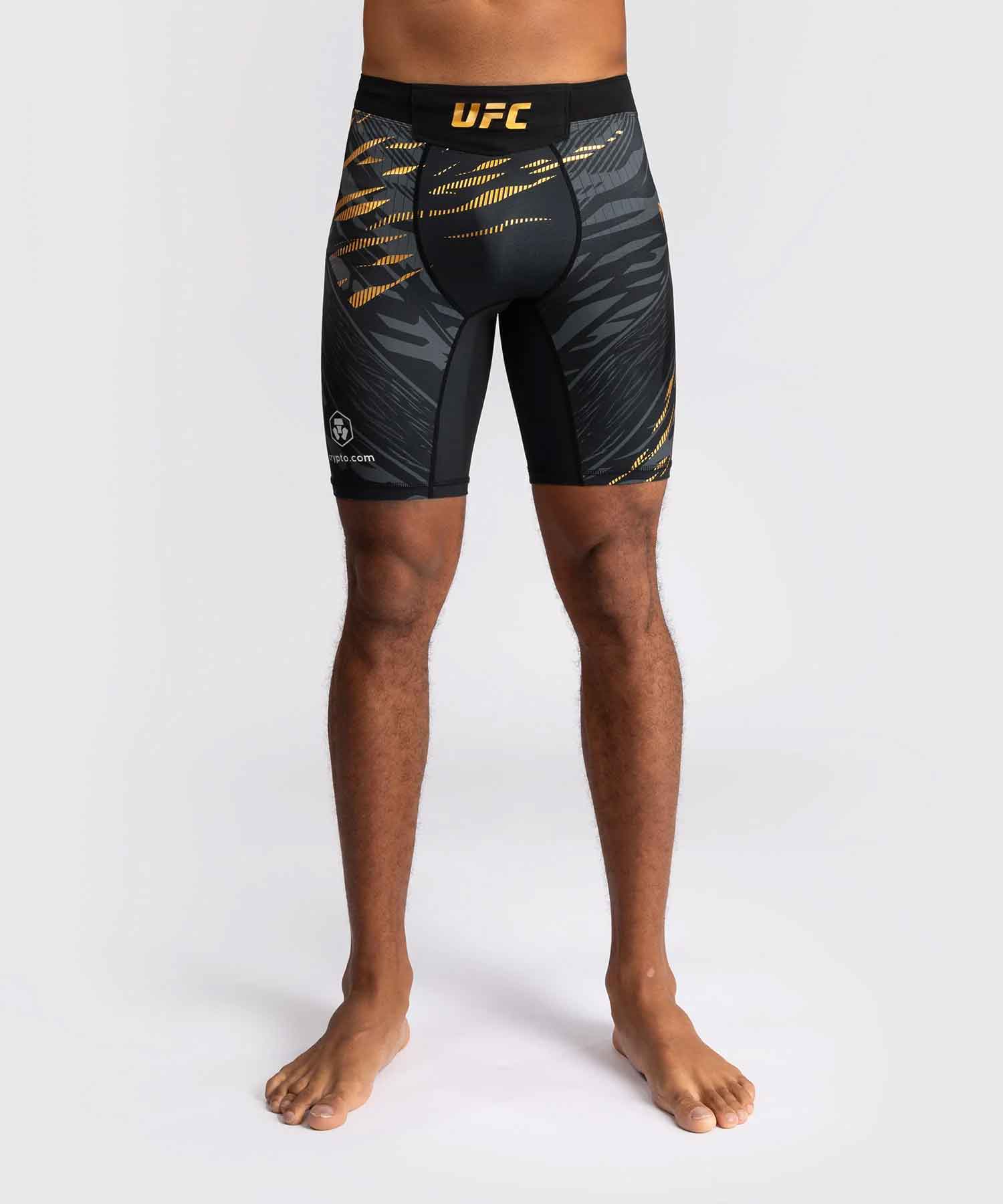 UFC Fusion by Venum Authentic Fight Night Men’s Vale Tudo Short Champion／UFC フュージョン by ヴェナム オーセンティック ファイトナイト メンズ バーリトゥードショーツ（チャンピオン）
