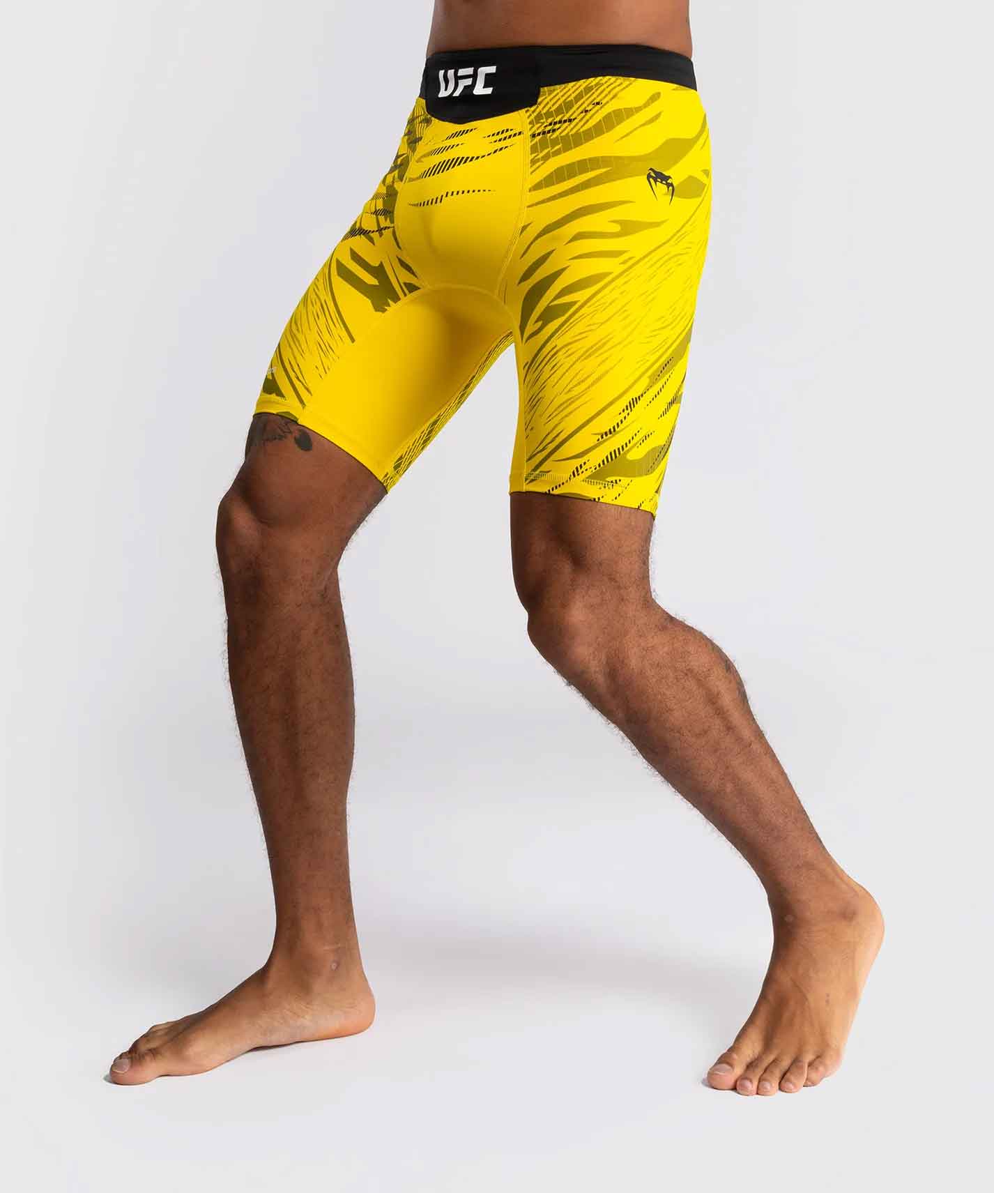 VENUM／ヴェナム　コンプレッション・バーリトゥードショーツ　　UFC Fusion by Venum Authentic Fight Night Men’s Vale Tudo Short／UFC フュージョン by ヴェナム オーセンティック ファイトナイト メンズ バーリトゥードショーツ（イエロー）