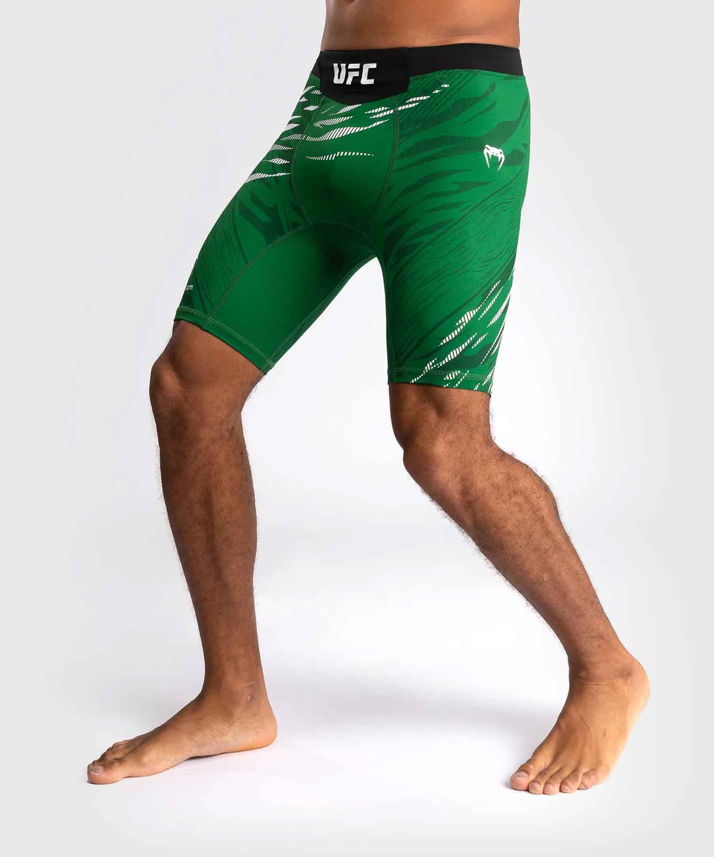 VENUM／ヴェナム　コンプレッション・バーリトゥードショーツ　　UFC Fusion by Venum Authentic Fight Night Men’s Vale Tudo Short／UFC フュージョン by ヴェナム オーセンティック ファイトナイト メンズ バーリトゥードショーツ（グリーン）