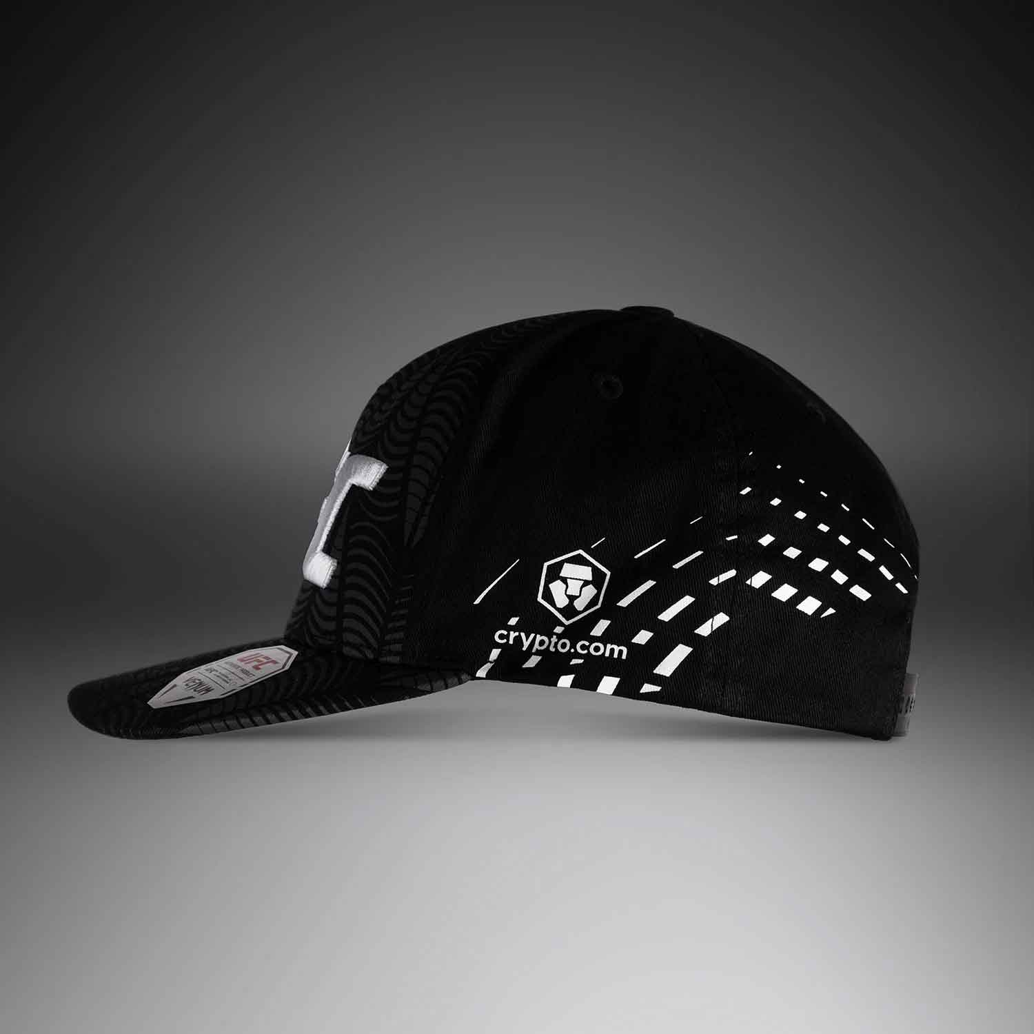 VENUM／ヴェナム　ビーニー・キャップ　　UFC Zenith by Venum Authentic Fight Night Cap／UFC ゼニス by VENUM オーセンティック ファイトナイト キャップ（黒／白）