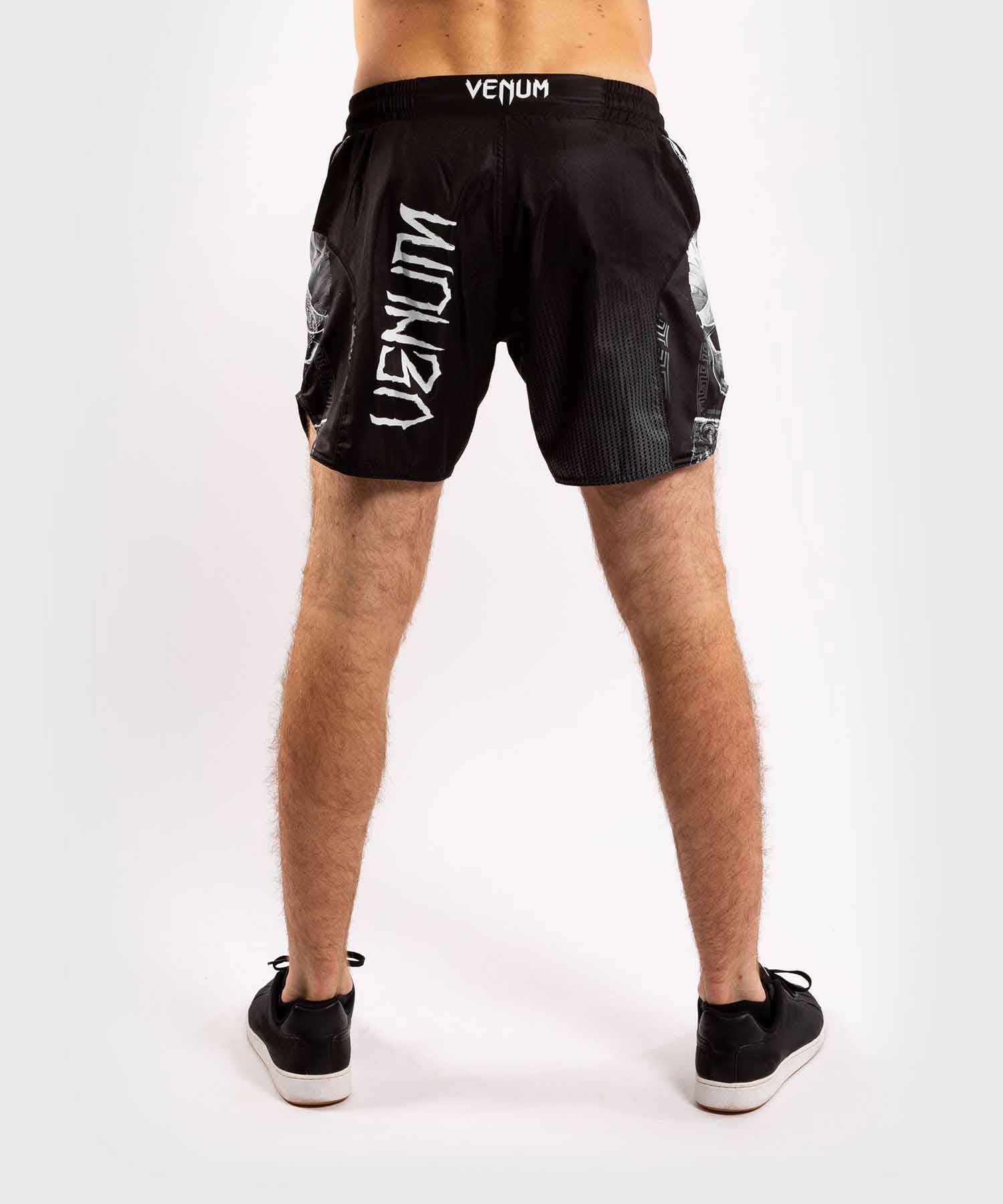 VENUM／ヴェナム　ファイトショーツ　　GLDTR 4.0 FIGHTSHORTS／グラディエーター 4.0 ファイトショーツ