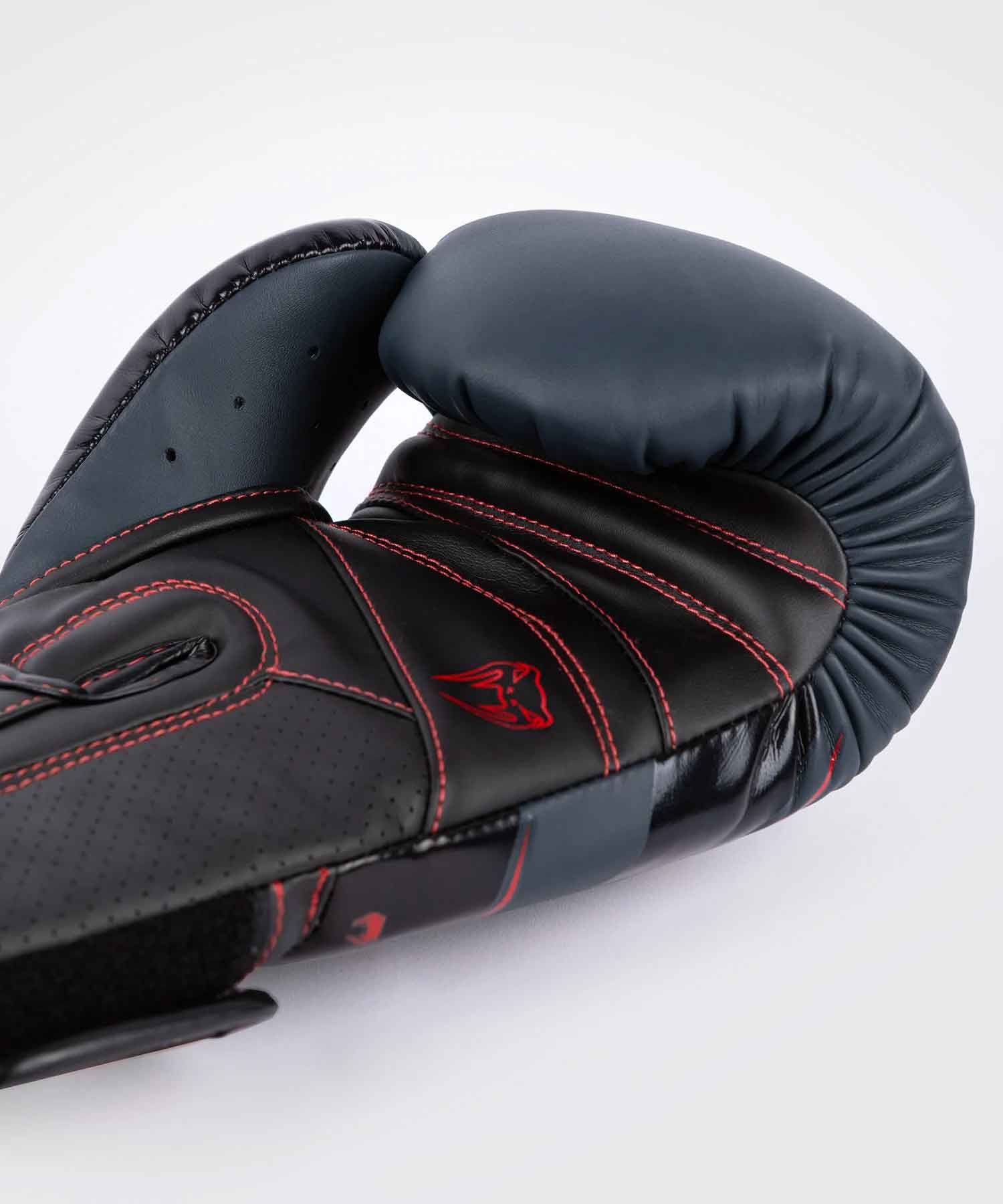 VENUM／ヴェナム　ボクシンググローブ　　Elite Evo Boxing Gloves／エリート エヴォ ボクシンググローブ（ネイビー／黒／レッド）