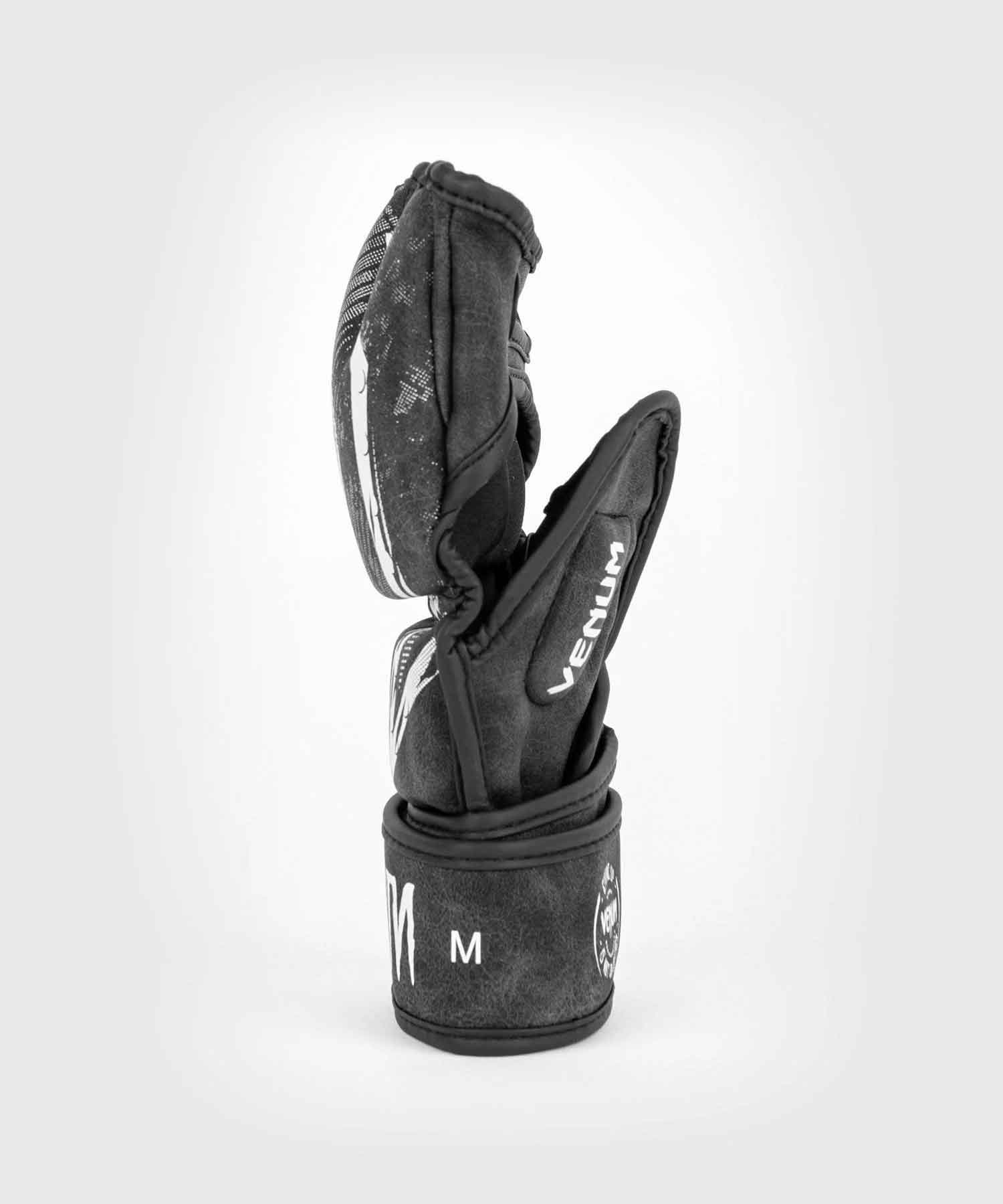 VENUM／ヴェナム　MMAグローブ（オープンフィンガーグローブ）　　GLDTR 4.0 MMA GLOVES／グラディエーター 4.0 MMAグローブ