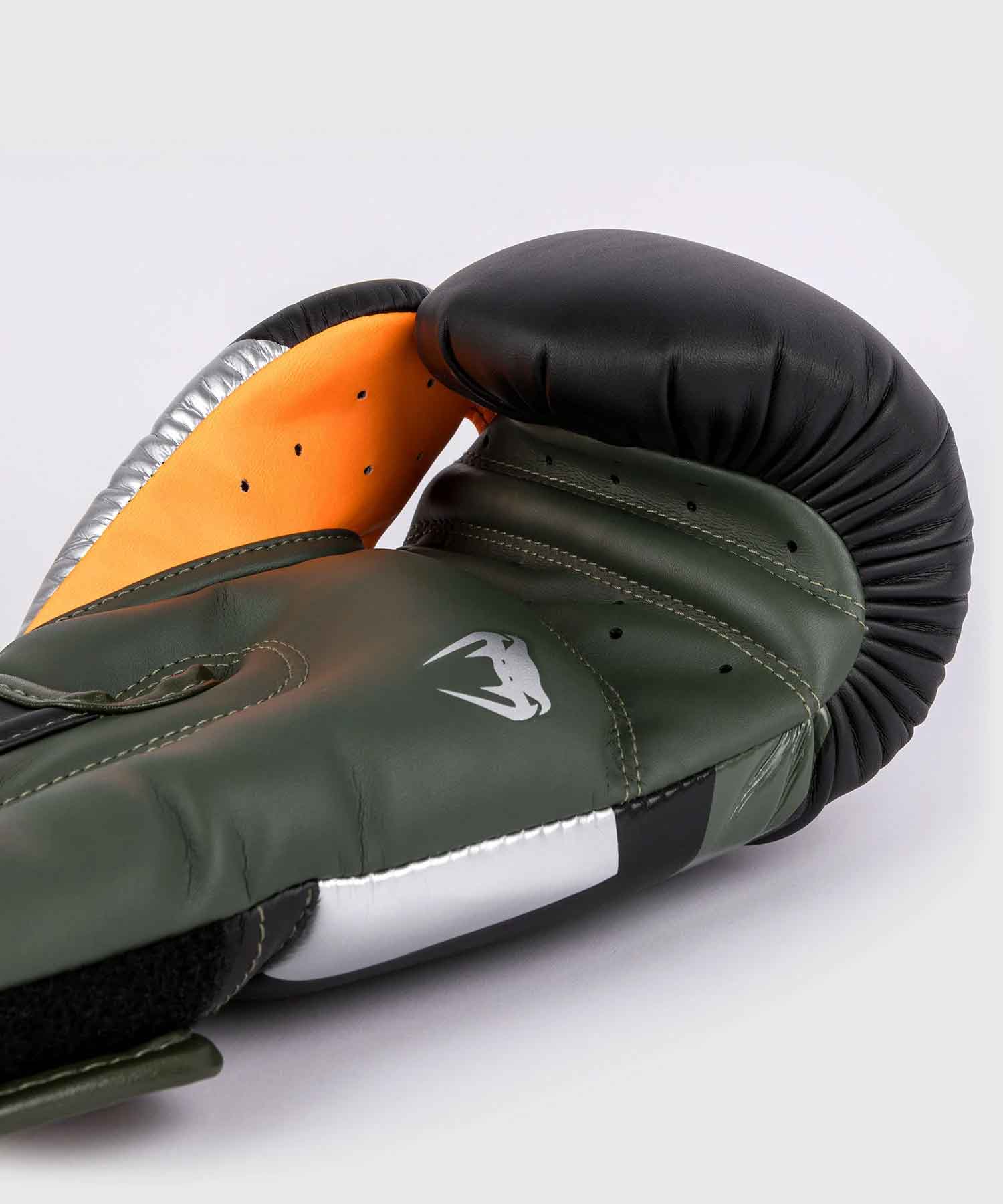 VENUM／ヴェナム　ボクシンググローブ　　Elite Boxing Gloves／エリート ボクシンググローブ（黒／シルバー／カーキ／オレンジ）