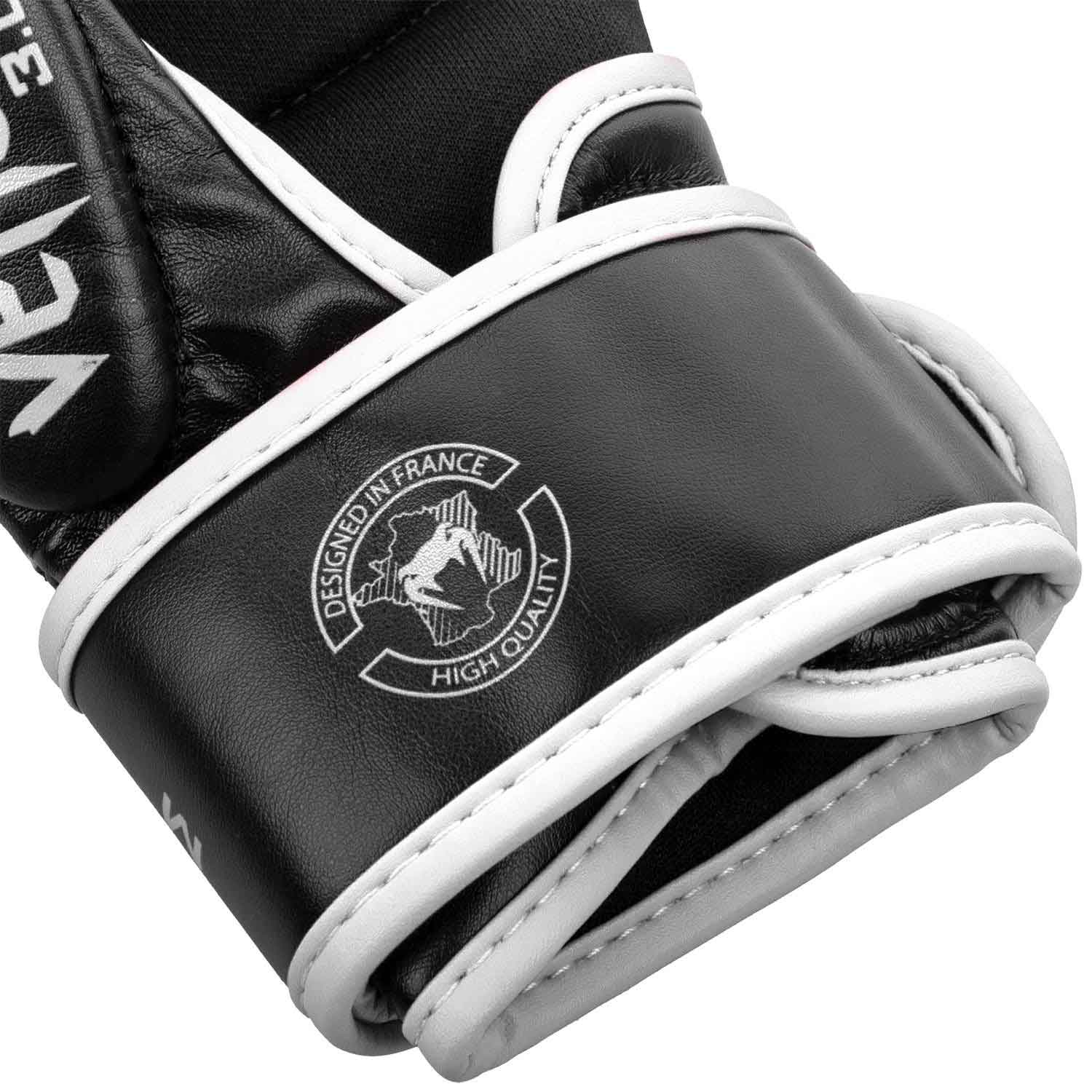 VENUM／ヴェナム　MMAグローブ（オープンフィンガーグローブ）　　CHALLENGER 3.0 SPARRING GLOVES／チャレンジャー 3.0 スパーリンググローブ（黒／白）