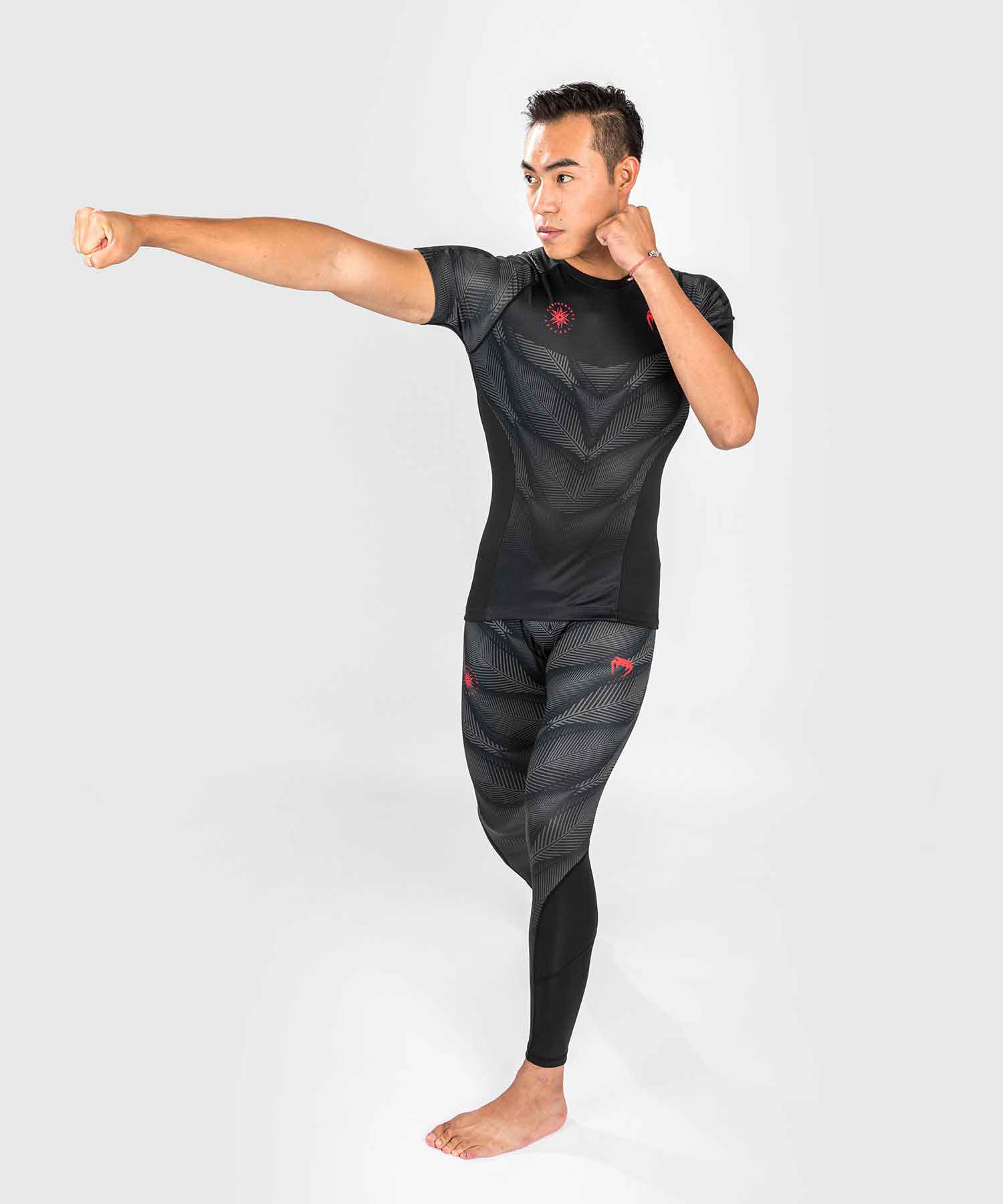 VENUM／ヴェナム　ラッシュガード　　PHANTOM RASHGUARD SHORT SLEEVES／ファントム ラッシュガード ショートスリーブ