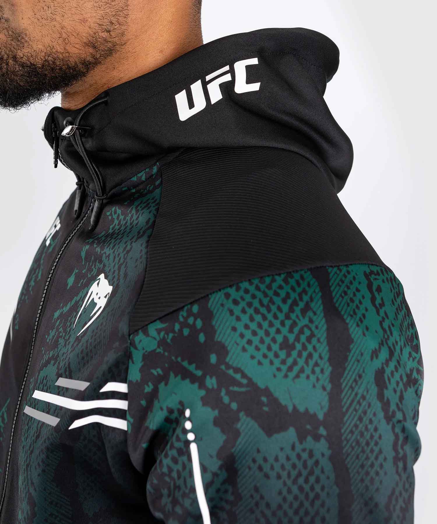 VENUM／ヴェナム　パーカー（フーディー）　　UFC Adrenaline by Venum Authentic Fight Night Men’s Walkout Hoodie Emerald Edition／UFC30周年記念限定版 UFC アドレナリン by ヴェナム オーセンティック ファイトナイト メンズ ウォークアウト フーディ エメラルド エディション