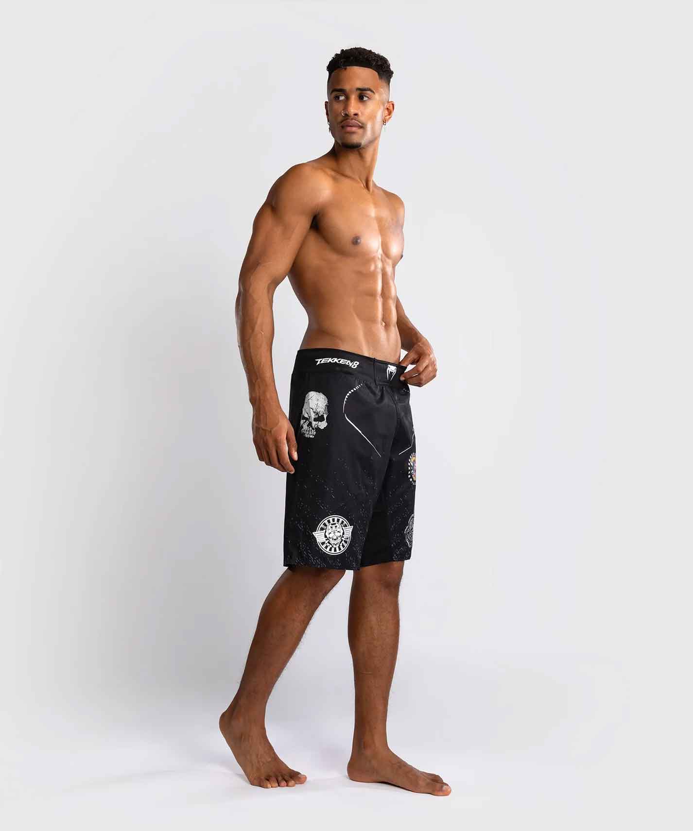 VENUM／ヴェナム　ファイトショーツ　　Venum x TEKKEN 8 Paul Phoenix Fight Shorts／ヴェナム × 鉄拳8 ポール・フェニックス ファイトショーツ
