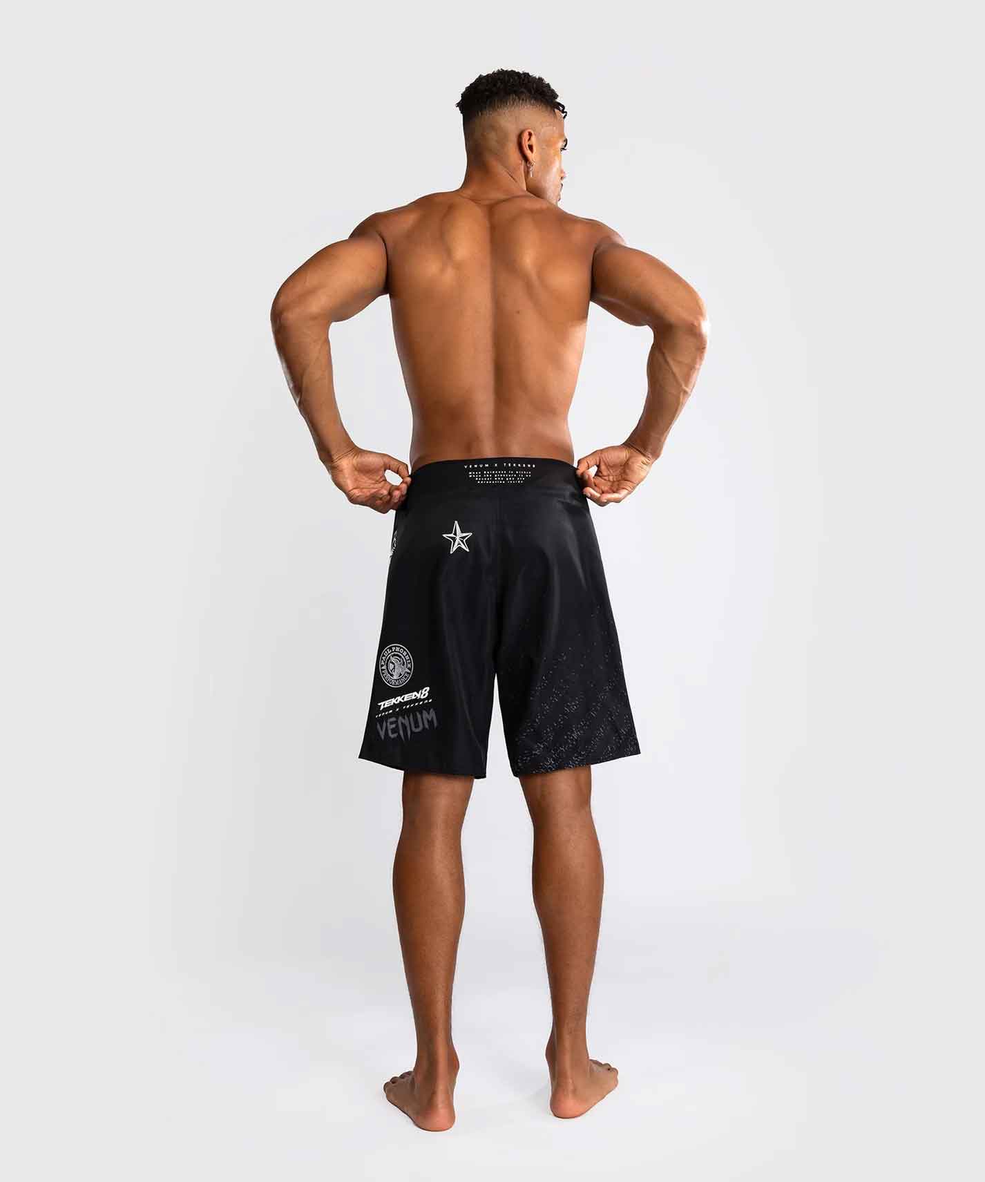 VENUM／ヴェナム　ファイトショーツ　　Venum x TEKKEN 8 Paul Phoenix Fight Shorts／ヴェナム × 鉄拳8 ポール・フェニックス ファイトショーツ