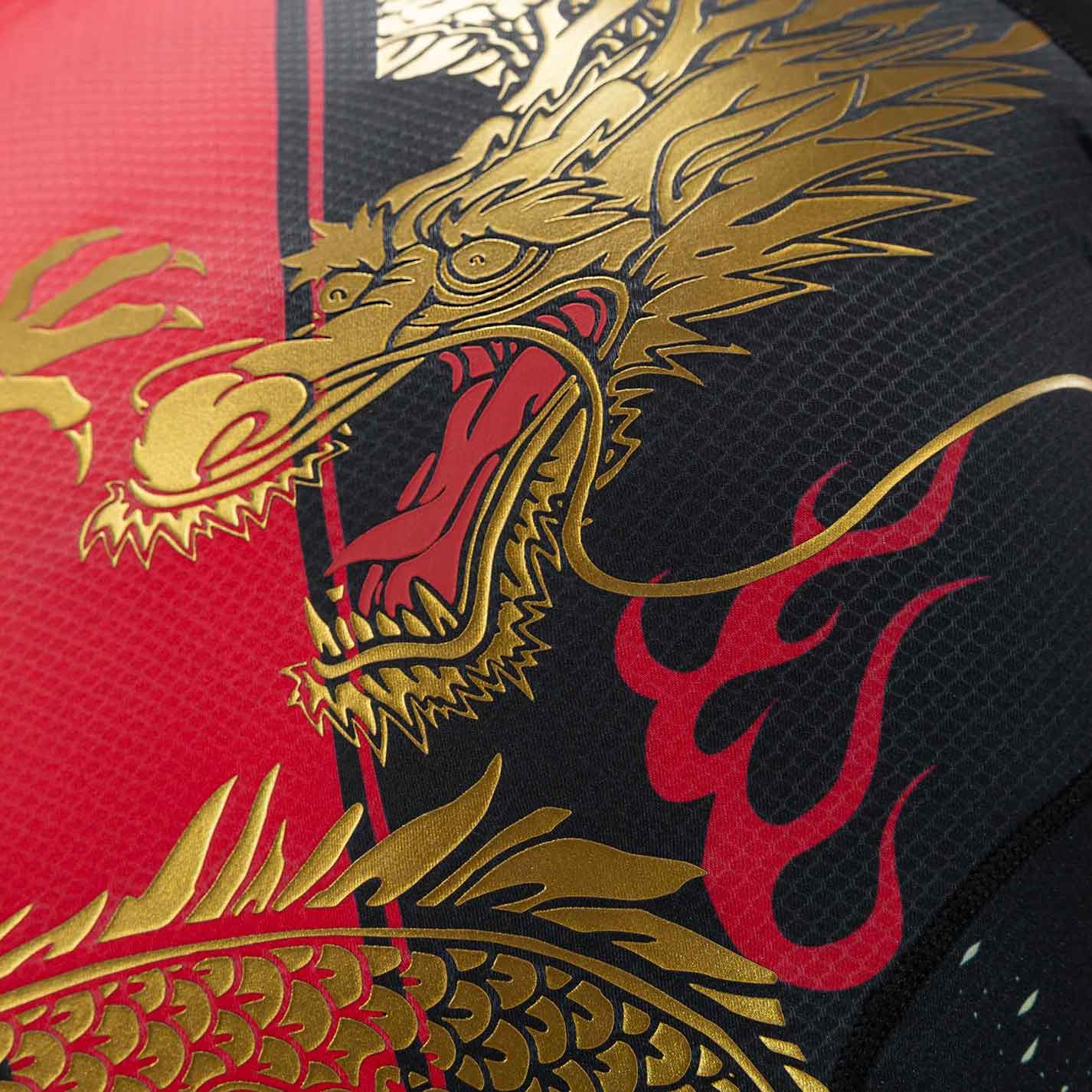 VENUM／ヴェナム　ラッシュガード　　Venum x TEKKEN 8 Marshall Law Rashguard／ヴェナム × 鉄拳8 マーシャル・ロウ ラッシュガード