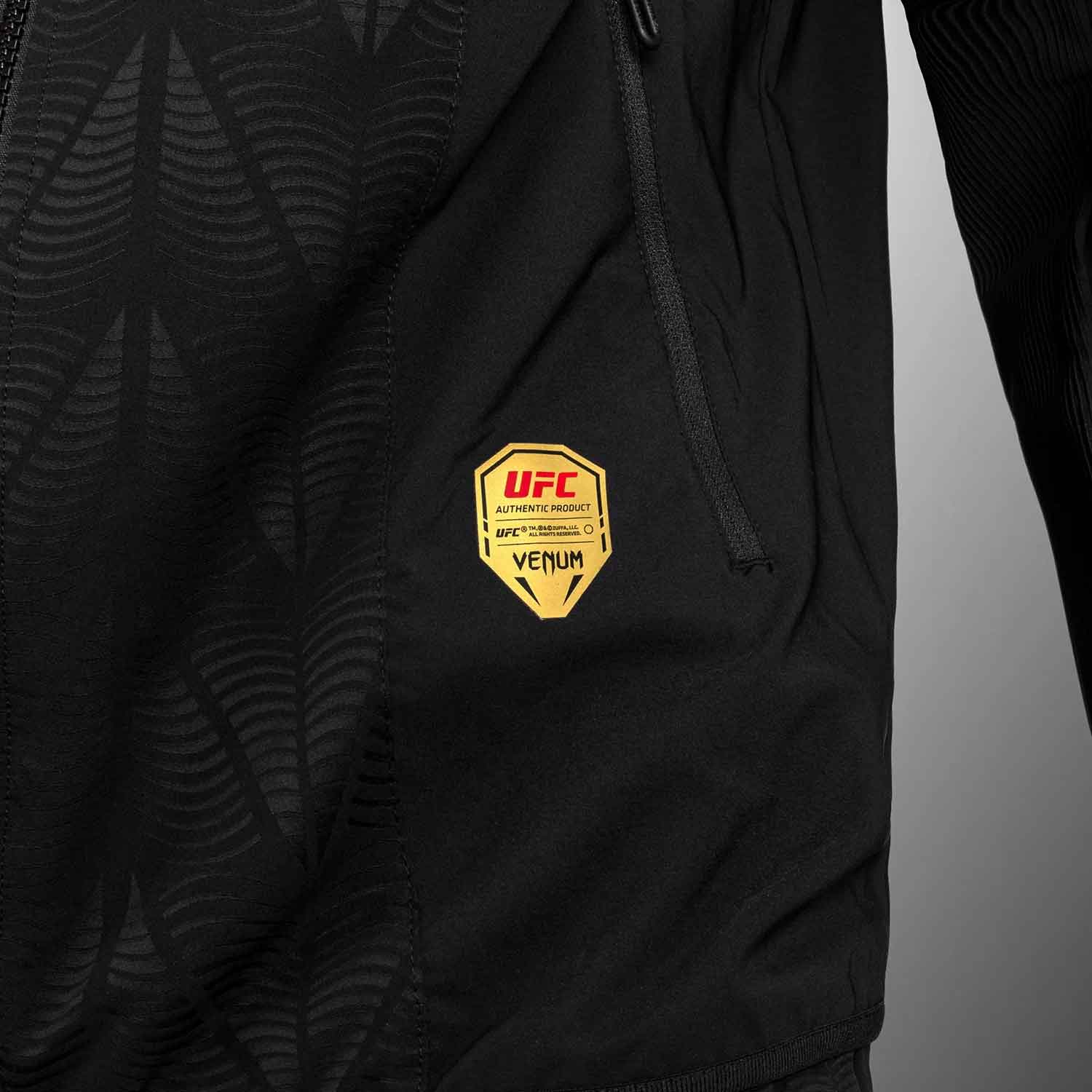 VENUM／ヴェナム　パーカー（フーディー）　　UFC Zenith by Venum Authentic Fight Night Men’s Champion Walkout Hoodie／UFC ゼニス by Venum オーセンティック ファイトナイト メンズ チャンピオン ウォークアウト フーディー