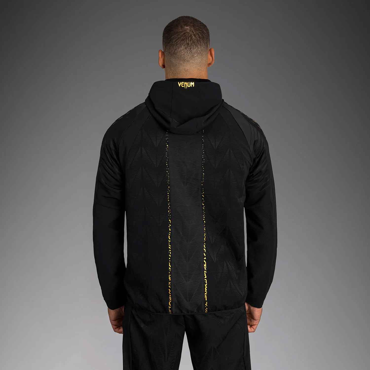 VENUM／ヴェナム　パーカー（フーディー）　　UFC Zenith by Venum Authentic Fight Night Men’s Champion Walkout Hoodie／UFC ゼニス by Venum オーセンティック ファイトナイト メンズ チャンピオン ウォークアウト フーディー