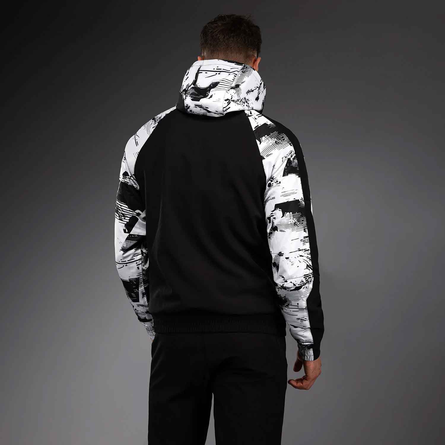 VENUM／ヴェナム　パーカー（フーディー）　ジャケット　　UFC Zenith by Venum Authentic Fight Week Men's White Zip Hoodie／UFC ゼニス by Venum オーセンティック ファイトウィーク メンズ ホワイト ジップ フーディー（トラックジャケット）