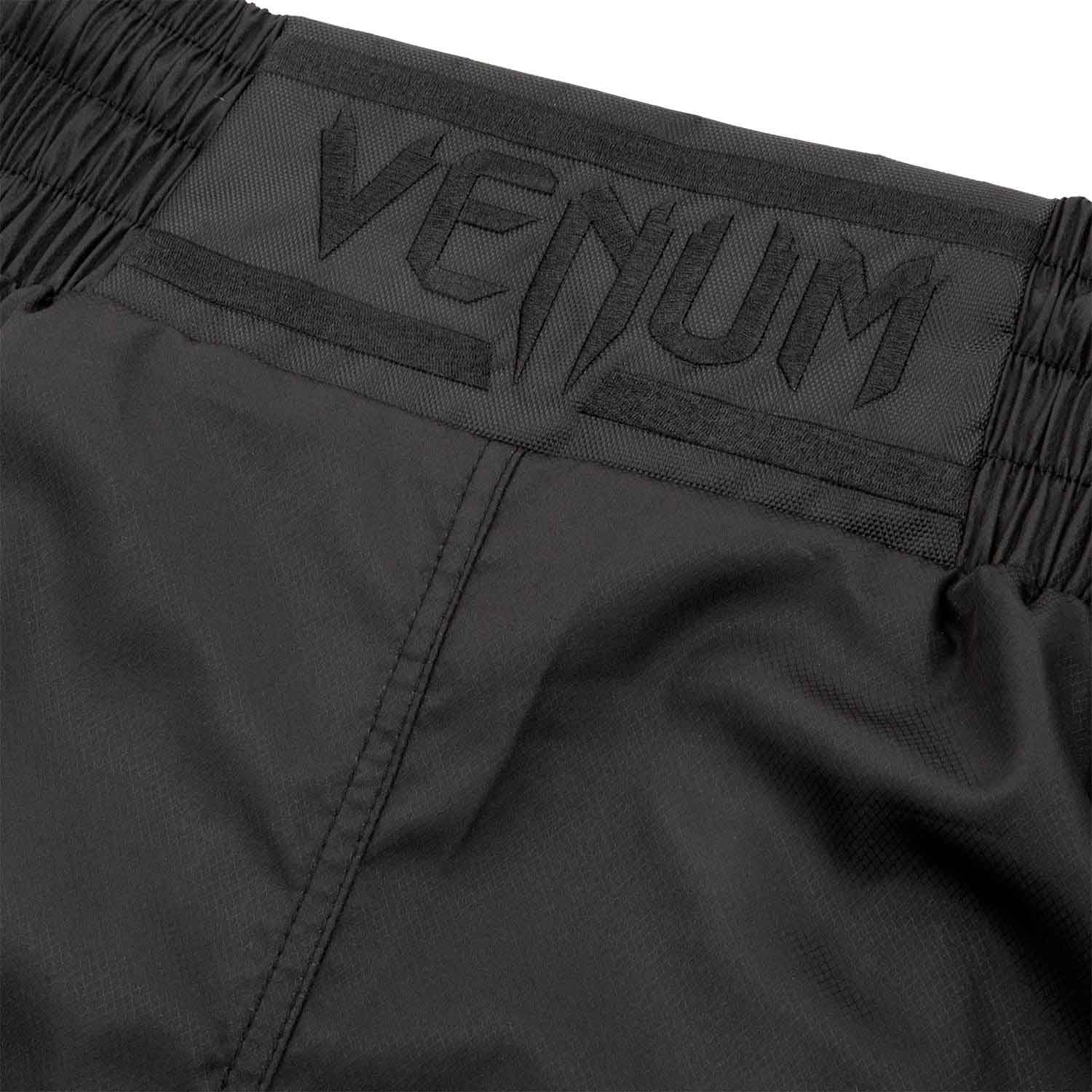 VENUM／ヴェナム　ボクシングショーツ　　ELITE BOXING SHORTS 2018／エリート ボクシングショーツ 2018（マットブラック）