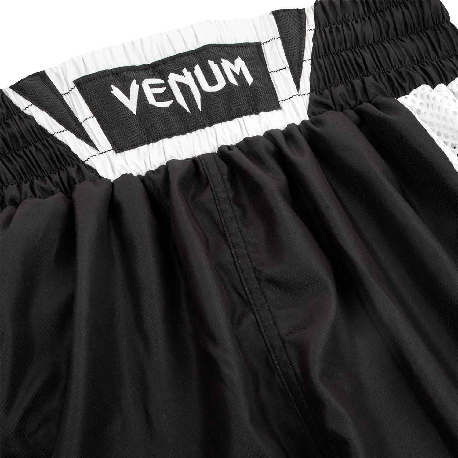 VENUM／ヴェナム　ボクシングショーツ　　ELITE BOXING SHORTS 2018／エリート ボクシングショーツ 2018（黒／白）