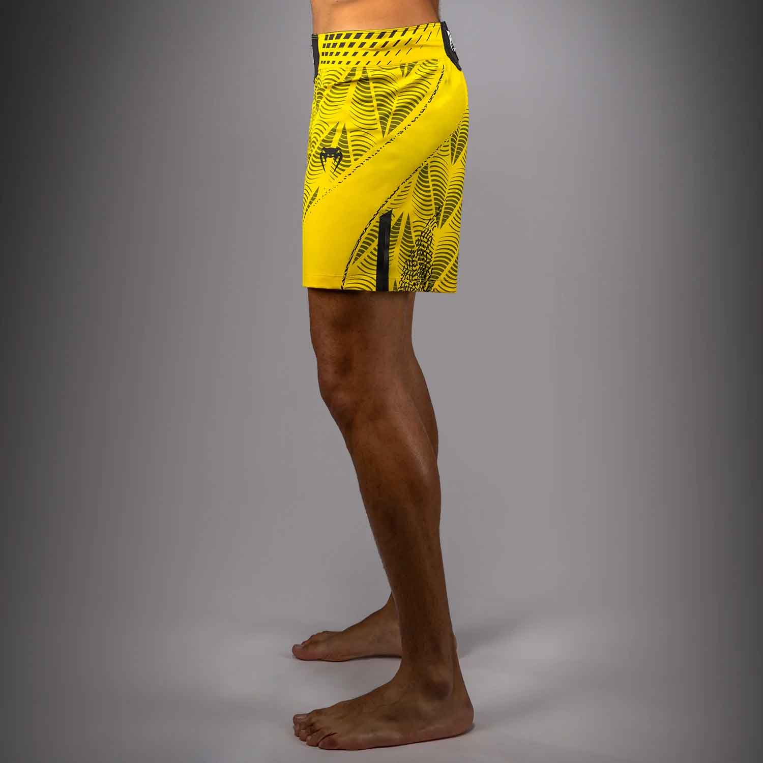 VENUM／ヴェナム　ファイトショーツ　　UFC Zenith by Venum Authentic Fight Night Men's Yellow Short Fit Short／UFC ゼニス by Venum オーセンティック ファイトナイト メンズ イエロー ファイトショーツ ショートフィット