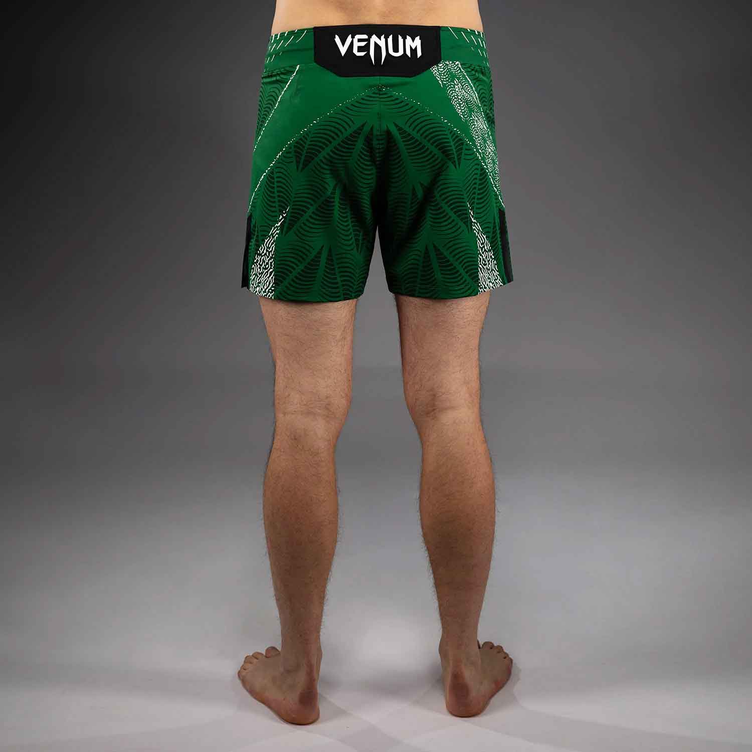 VENUM／ヴェナム　ファイトショーツ　　UFC Zenith by Venum Authentic Fight Night Men's Green Short Fit Short／UFC ゼニス by Venum オーセンティック ファイトナイト メンズ グリーン ファイトショーツ ショートフィット