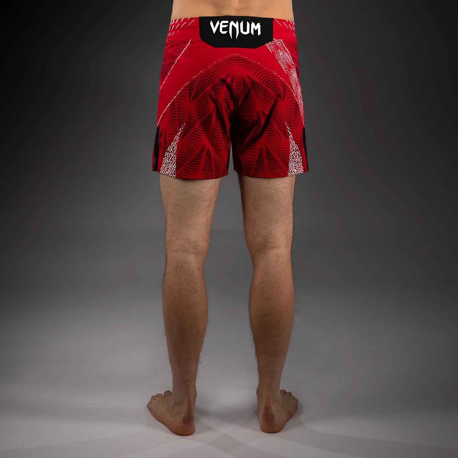 VENUM／ヴェナム　ファイトショーツ　　UFC Zenith by Venum Authentic Fight Night Men's Red Short Fit Short／UFC ゼニス by Venum オーセンティック ファイトナイト メンズ レッド ファイトショーツ ショートフィット