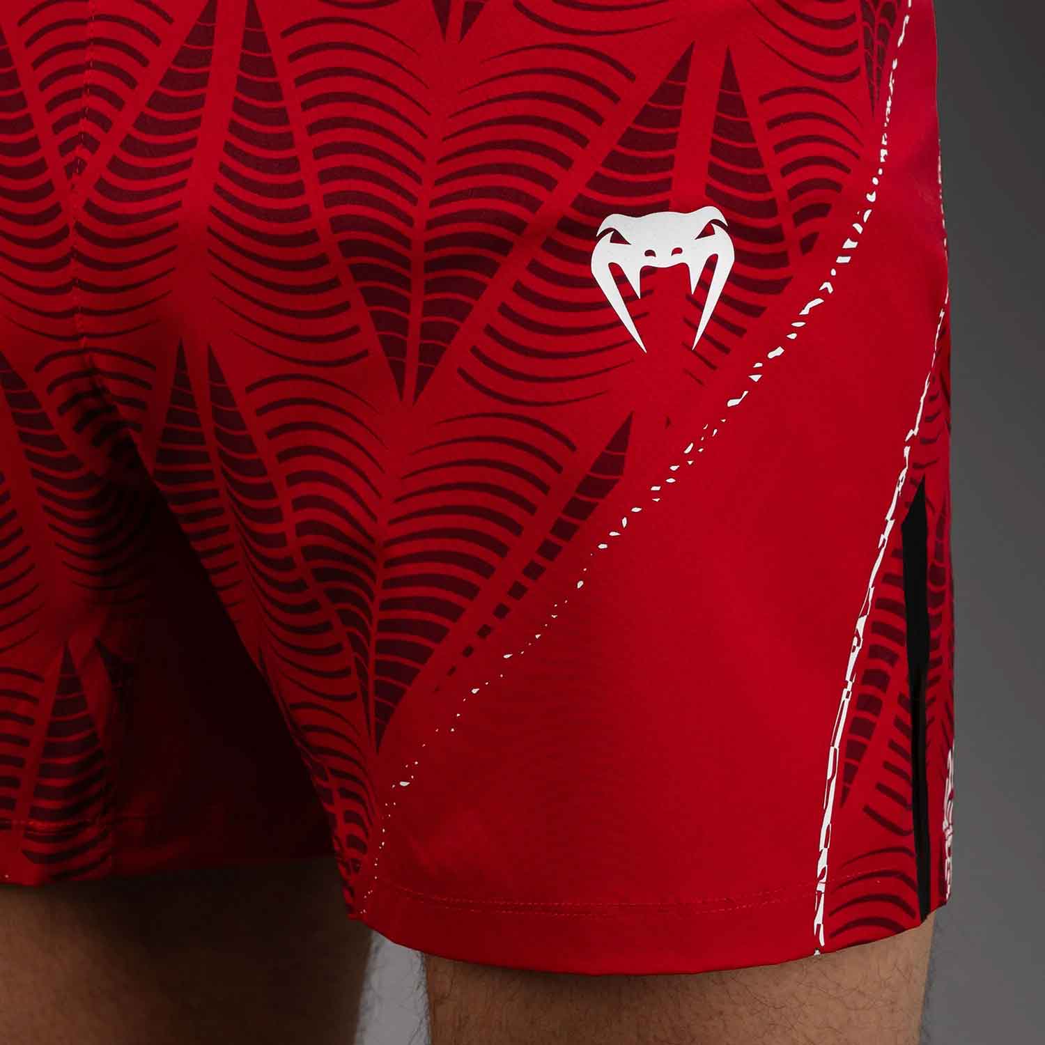 VENUM／ヴェナム　ファイトショーツ　　UFC Zenith by Venum Authentic Fight Night Men's Red Short Fit Short／UFC ゼニス by Venum オーセンティック ファイトナイト メンズ レッド ファイトショーツ ショートフィット