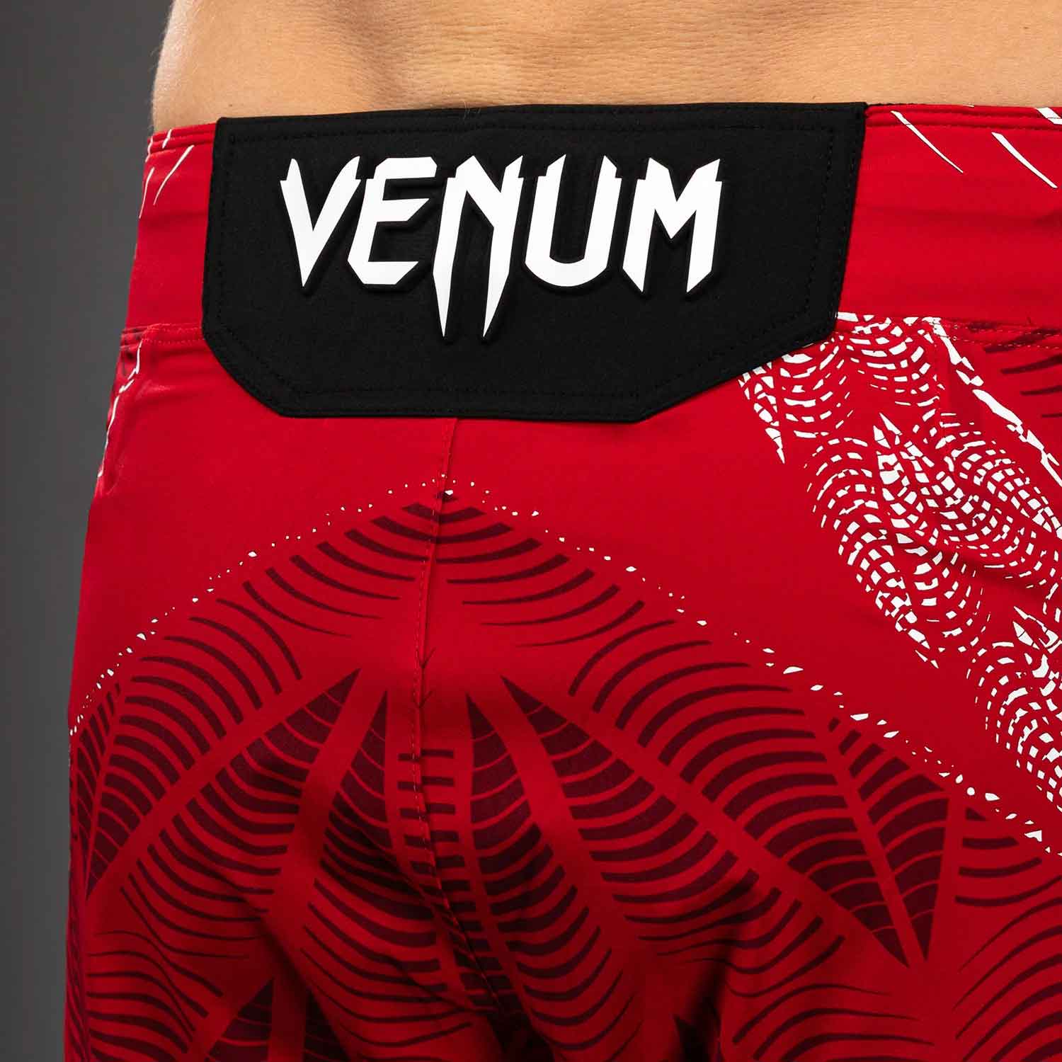 VENUM／ヴェナム　ファイトショーツ　　UFC Zenith by Venum Authentic Fight Night Men's Red Short Fit Short／UFC ゼニス by Venum オーセンティック ファイトナイト メンズ レッド ファイトショーツ ショートフィット