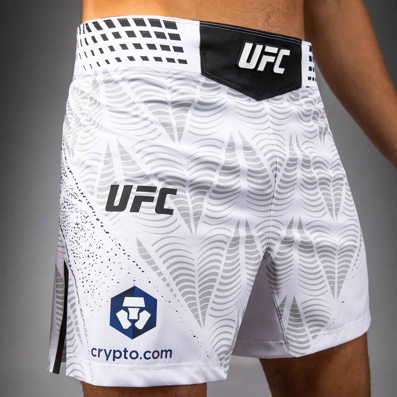 VENUM／ヴェナム　ファイトショーツ　　UFC Zenith by Venum Authentic Fight Night Men's White Short Fit Short／UFC ゼニス by Venum オーセンティック ファイトナイト メンズ ホワイト ファイトショーツ ショートフィット