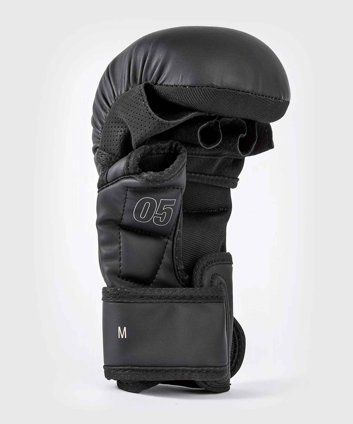 VENUM／ヴェナム　MMAグローブ（オープンフィンガーグローブ）　　Impact Evo Sparring MMA Gloves／インパクト エヴォ スパーリング MMAグローブ