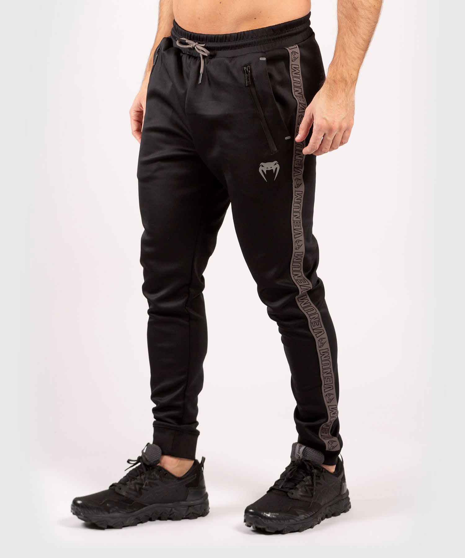 VENUM／ヴェナム　スウェットパンツ　　CLUB 212 JOGGERS／クラブ 212 ジョガー（黒／ダークグレー）