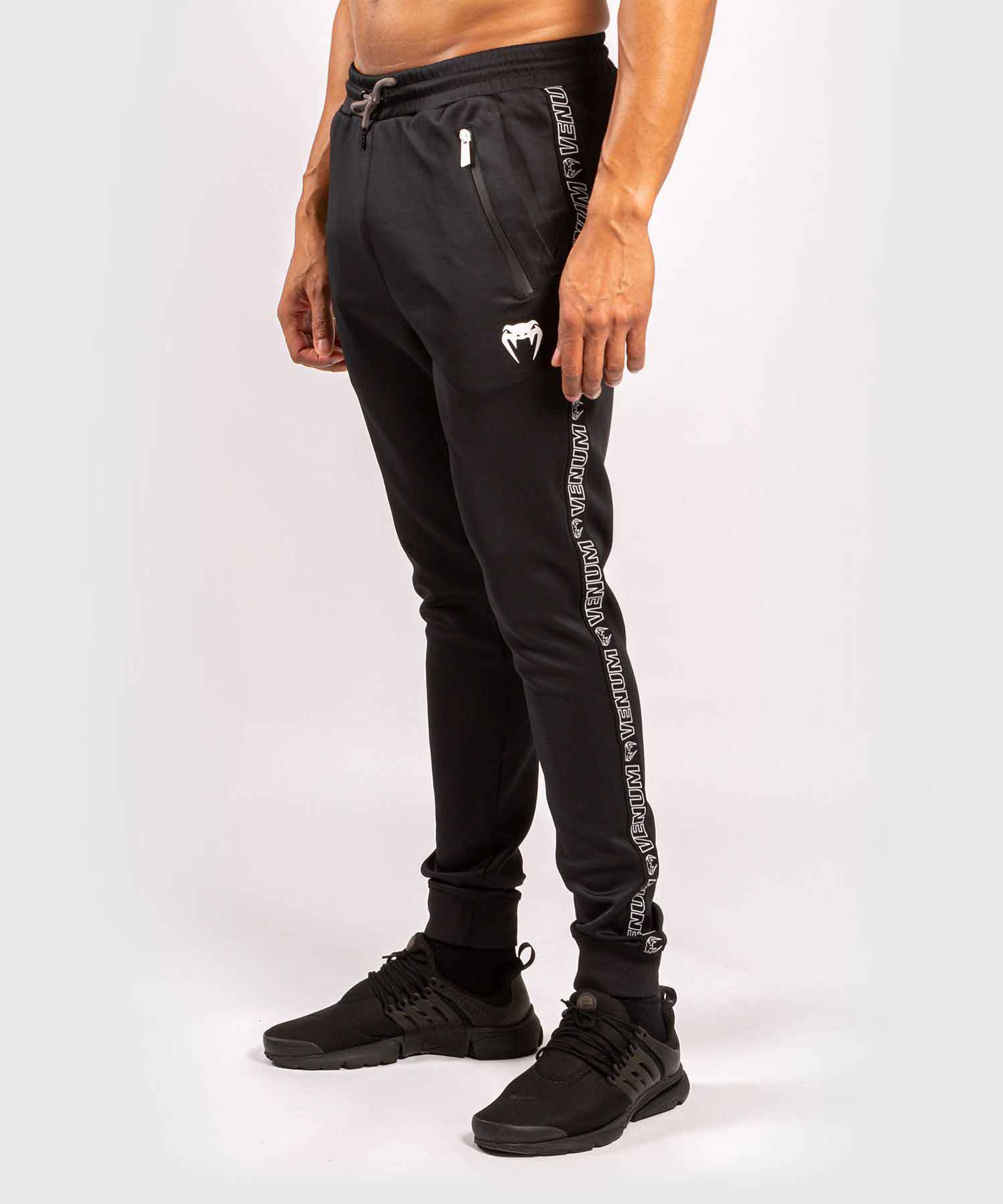 VENUM／ヴェナム　スウェットパンツ　　CLUB 212 JOGGERS／クラブ 212 ジョガー（黒／白）