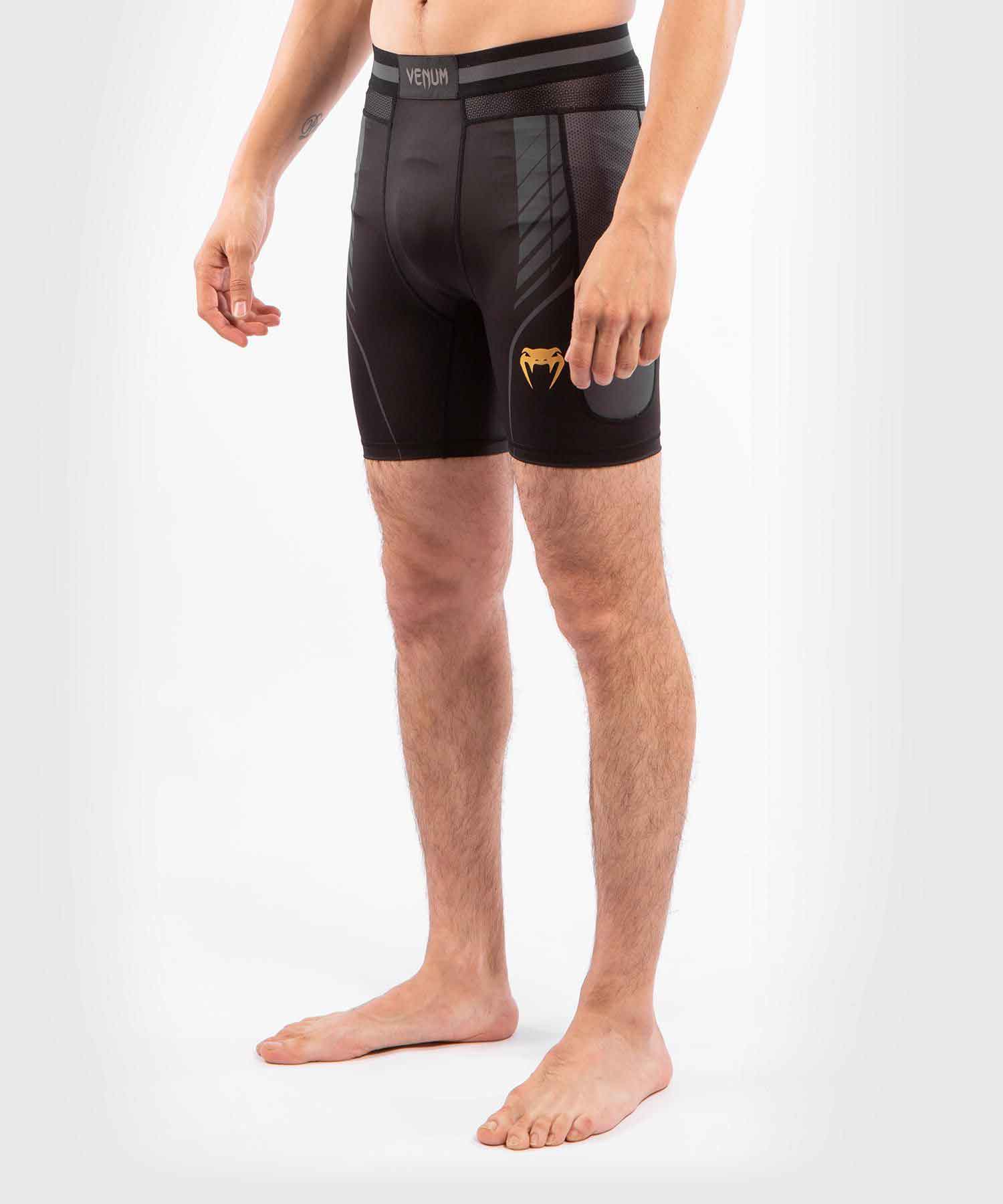 VENUM／ヴェナム　コンプレッション・バーリトゥードショーツ　　ATHLETICS VALE TUDO SHORTS／アスレチックス バーリトゥードショーツ
