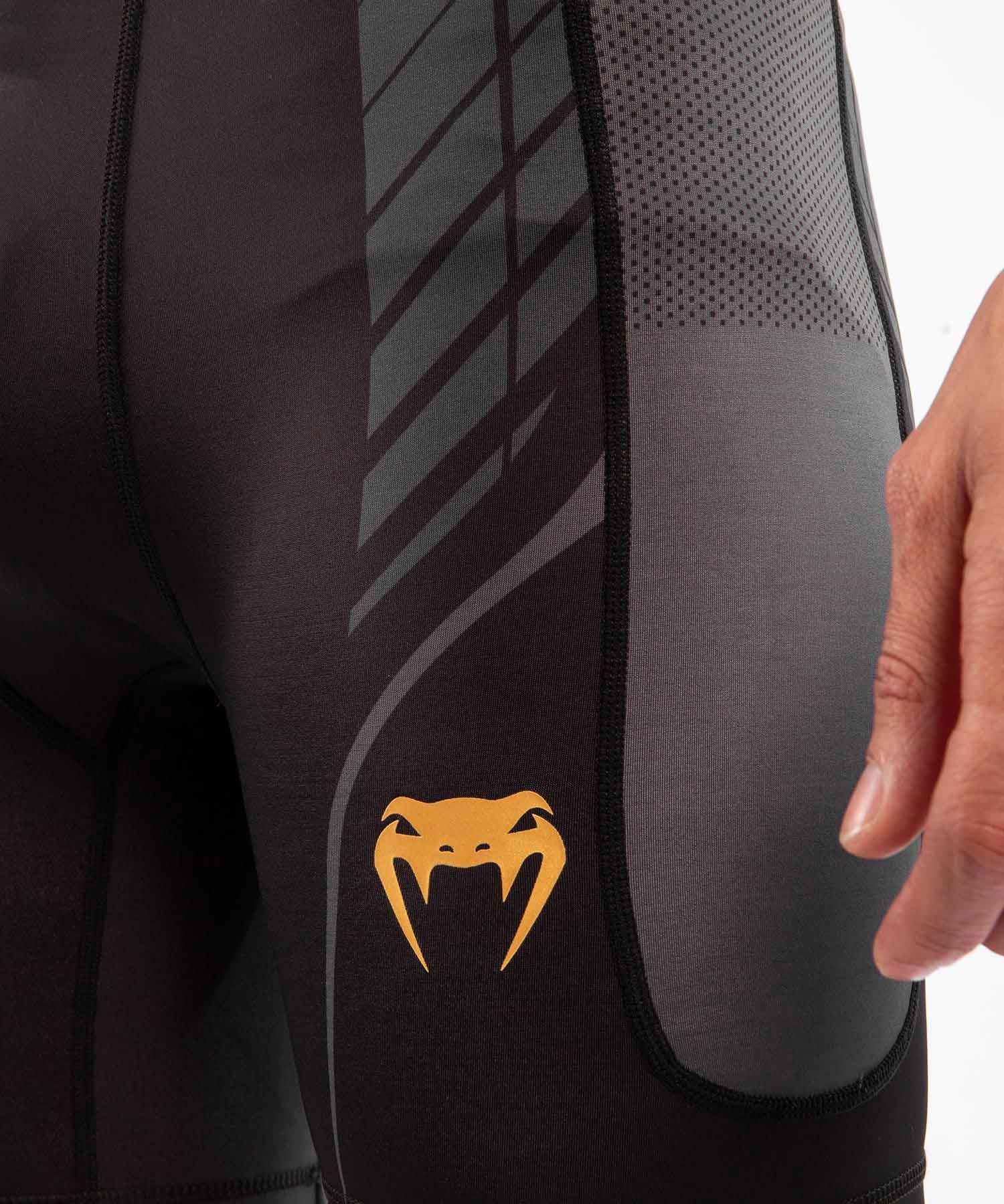 VENUM／ヴェナム　コンプレッション・バーリトゥードショーツ　　ATHLETICS VALE TUDO SHORTS／アスレチックス バーリトゥードショーツ