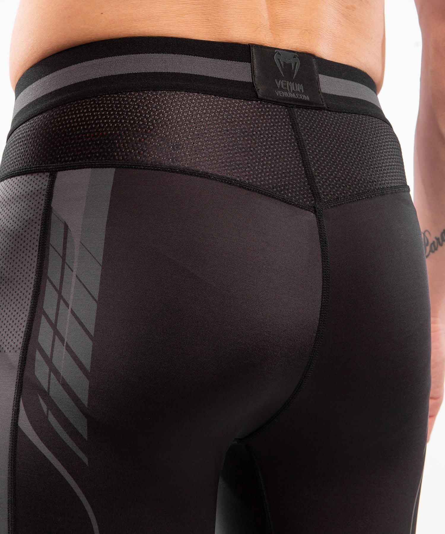 VENUM／ヴェナム　コンプレッション・バーリトゥードショーツ　　ATHLETICS VALE TUDO SHORTS／アスレチックス バーリトゥードショーツ