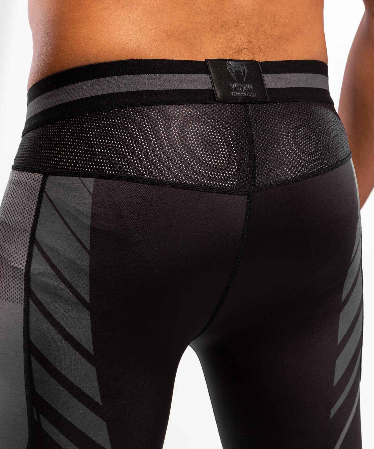 VENUM／ヴェナム　コンプレッションスパッツ（タイツ）　　ATHLETICS COMPRESSION TIGHTS／アスレチックス コンプレッションタイツ