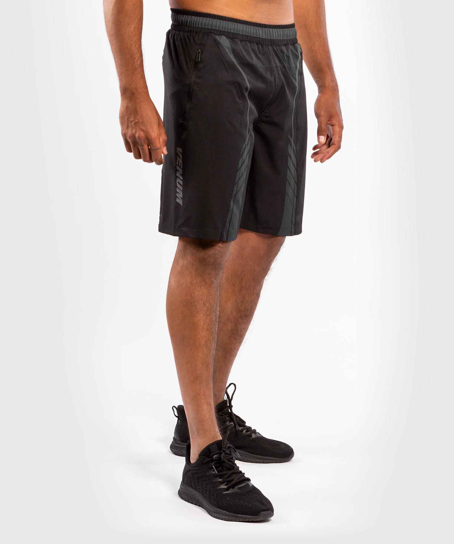 VENUM／ヴェナム　トレーニング・フィットネスショーツ　　ATHLETICS TRAINING SHORTS／アスレチックス トレーニングショーツ