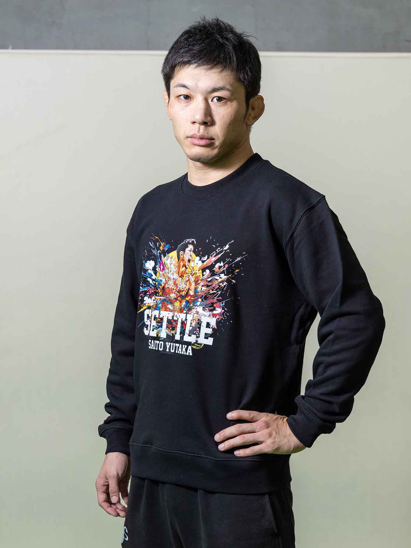 Tri-Fight／トライファイト　　YUTAKA SAITO SETTLE SWEATSHIRT／斎藤裕 SETTLE スウェットシャツ