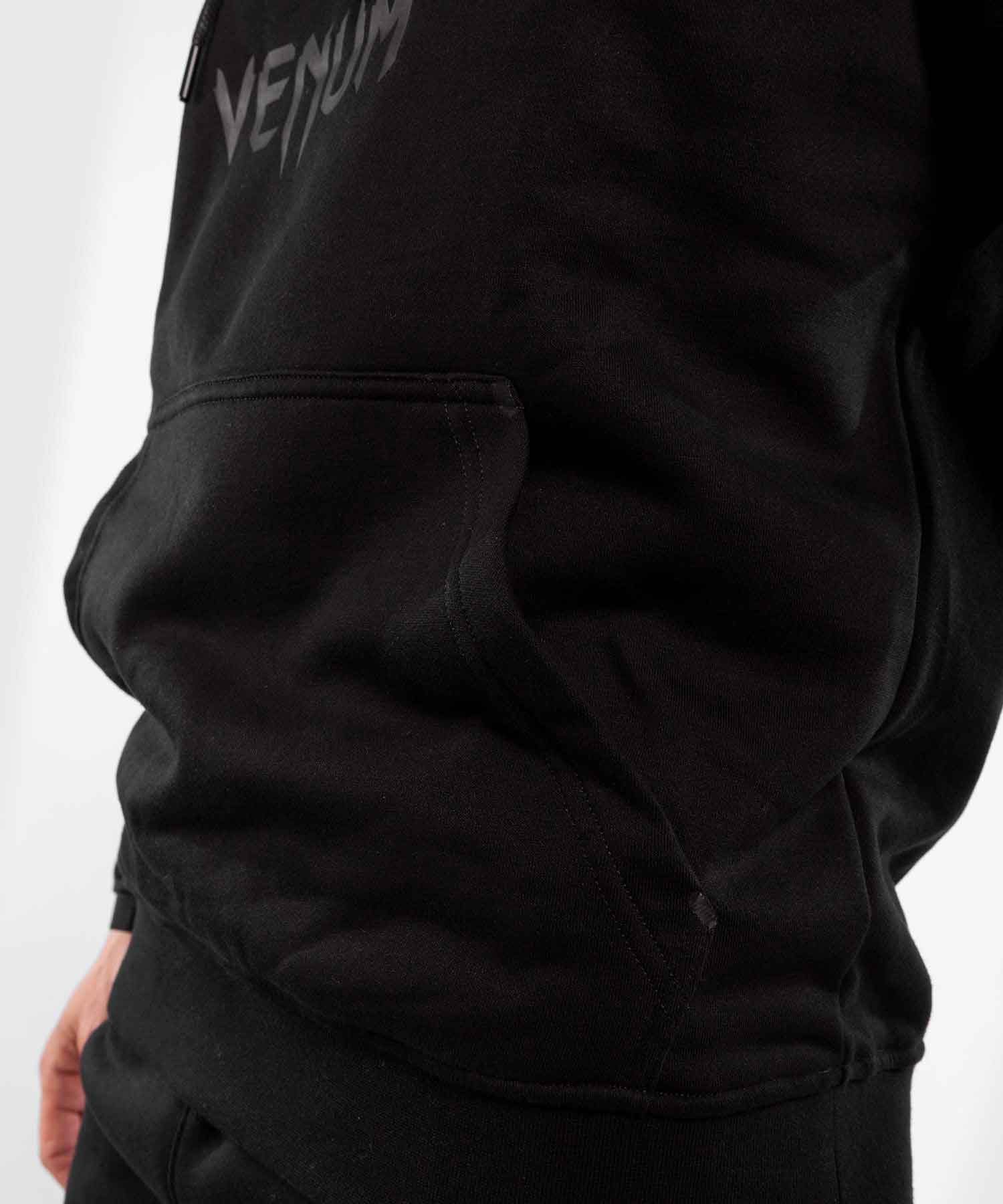 VENUM／ヴェナム　パーカー（フーディー）　　CLASSIC HOODIE／クラシック フーディー（パーカー）マットブラック