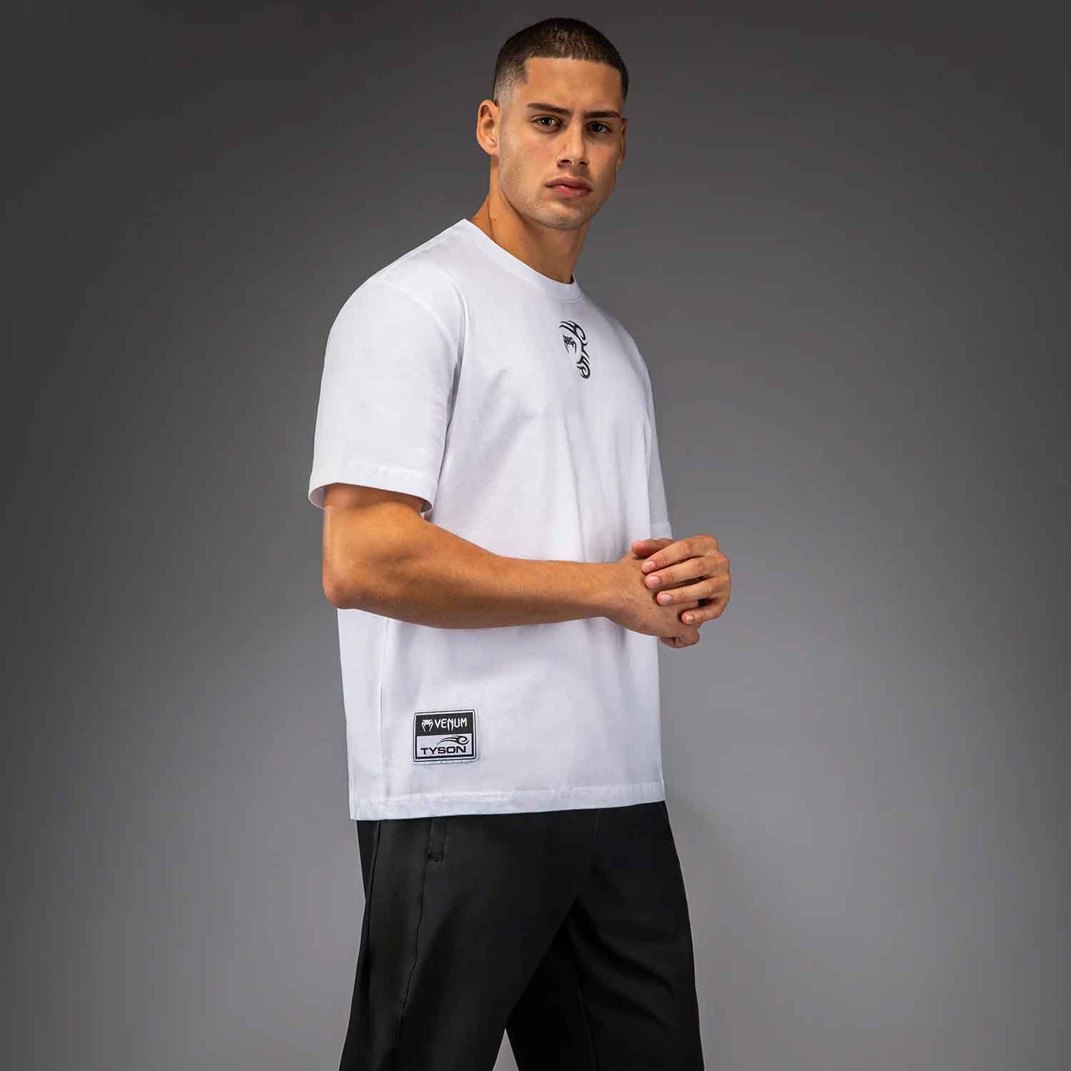 VENUM／ヴェナム　Tシャツ　　Venum x Mike Tyson Tiger T-Shirt／ヴェナム×マイク・タイソン タイガー Tシャツ（ホワイト）