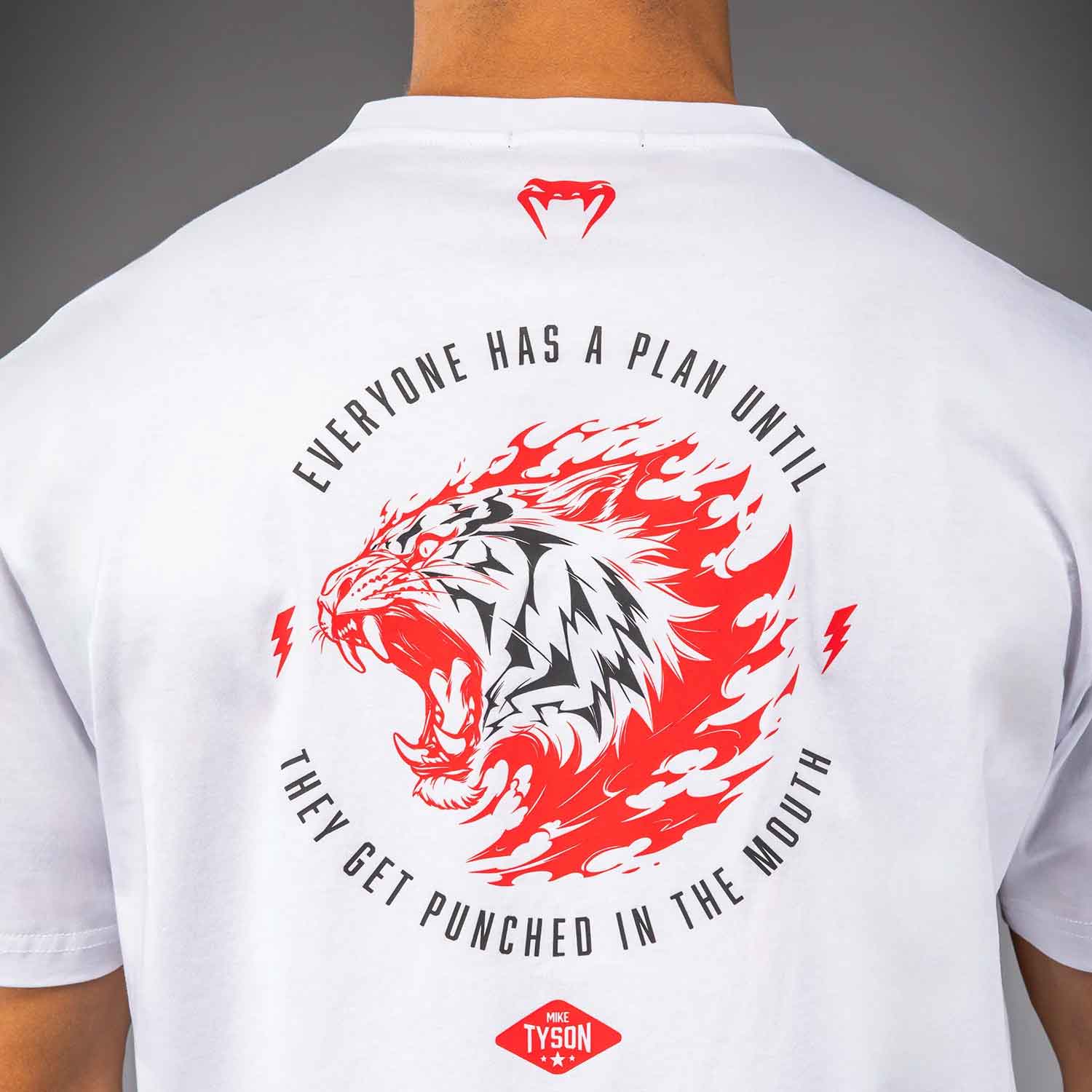 VENUM／ヴェナム　Tシャツ　　Venum x Mike Tyson Tiger T-Shirt／ヴェナム×マイク・タイソン タイガー Tシャツ（ホワイト）
