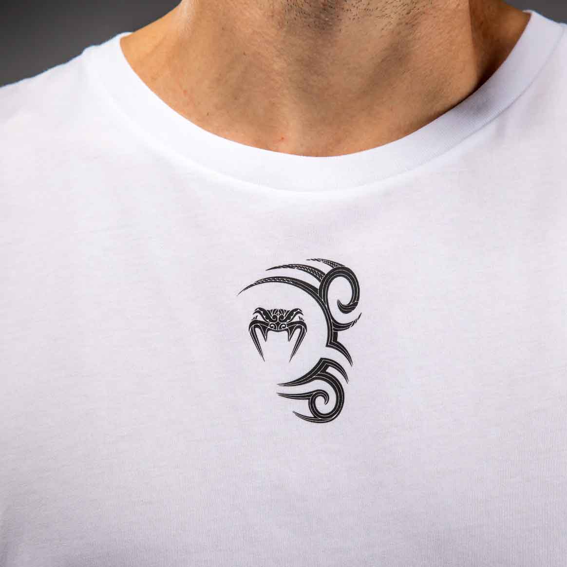 VENUM／ヴェナム　Tシャツ　タンクトップ　　Venum x Mike Tyson Tiger Sleeveless T-Shirt／ヴェナム×マイク・タイソン タイガー スリーブレスTシャツ（ホワイト）